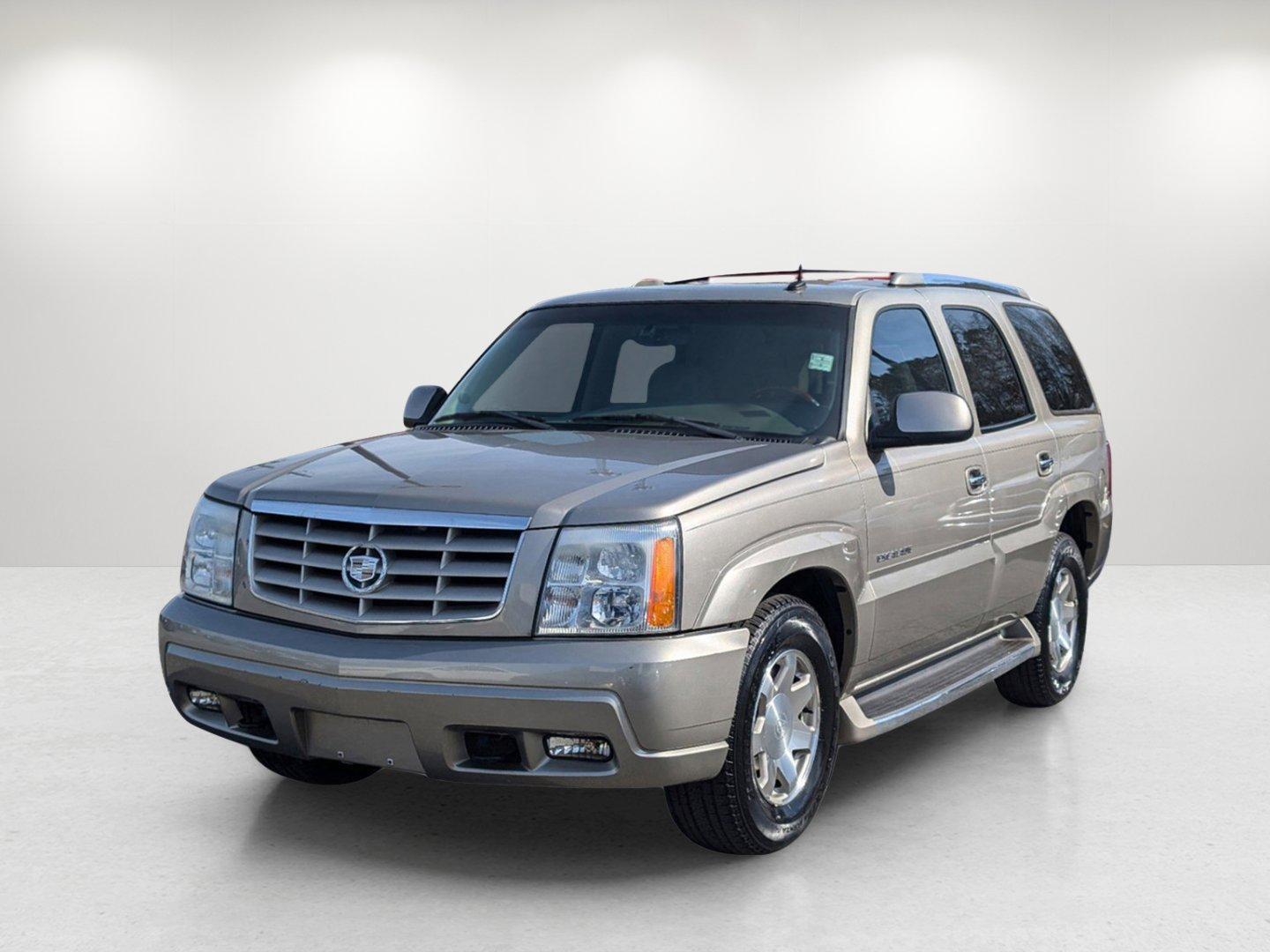 2003 /Shale Cadillac Escalade (1GYEC63T13R) with an Gas V8 5.3L/325 engine, 4-Speed Automatic w/OD transmission, located at 3959 U.S. 80 W, Phenix City, AL, 36870, (334) 297-4885, 32.469296, -85.135185 - 2003 Cadillac Escalade - Photo#0