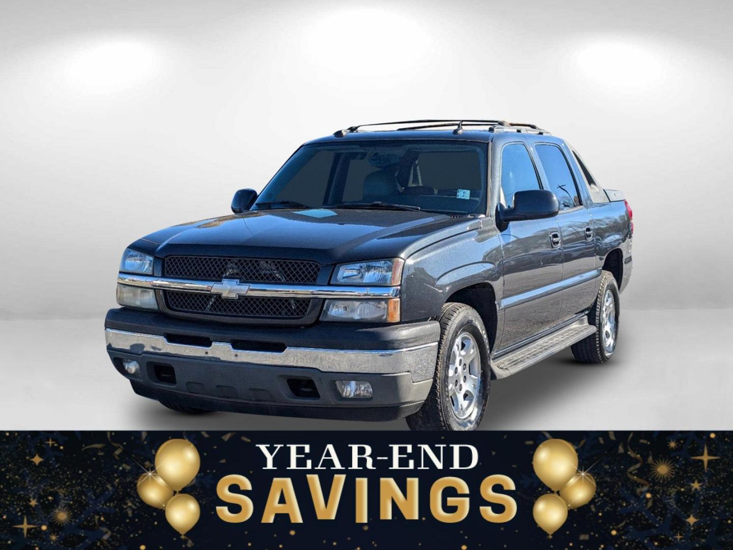 2005 /Gray/Drk Charcoal Chevrolet Avalanche Z66 (3GNEC12Z85G) with an Gas/Ethanol V8 5.3L/327 engine, 4-Speed Automatic w/OD transmission, located at 3959 U.S. 80 W, Phenix City, AL, 36870, (334) 297-4885, 32.469296, -85.135185 - 2005 Chevrolet Avalanche Z66 - Photo#0