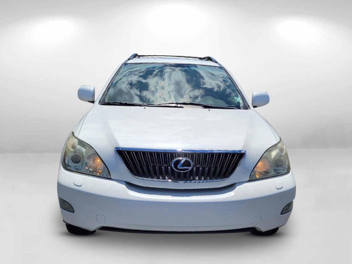 2006 White Lexus RX 330 (2T2GA31U96C) with an Gas V6 3.3L/202 engine, 5-Speed Automatic w/OD transmission, located at 5115 14th Ave., Columbus, GA, 31904, (706) 323-0345, 32.511494, -84.971046 - 2006 Lexus RX 330 - Photo#1