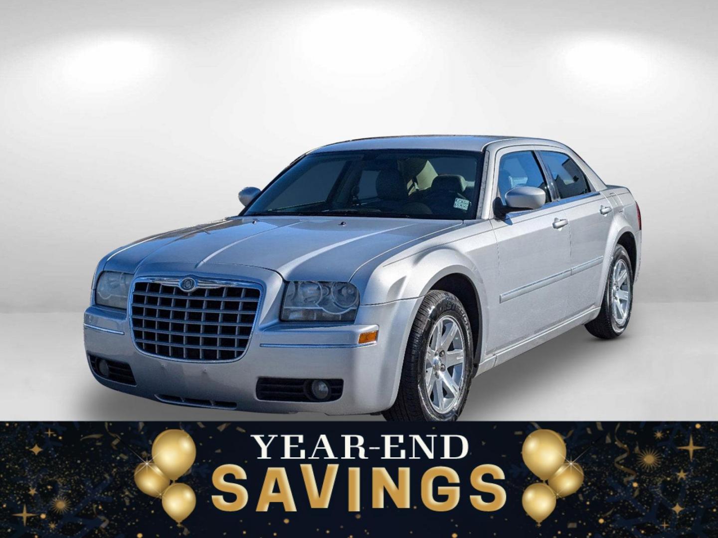 2007 Chrysler 300 Touring (2C3KA53G57H) with an Gas V6 3.5L/215 engine, 5-Speed Automatic transmission, located at 3959 U.S. 80 W, Phenix City, AL, 36870, (334) 297-4885, 32.469296, -85.135185 - 2007 Chrysler 300 Touring - Photo#0