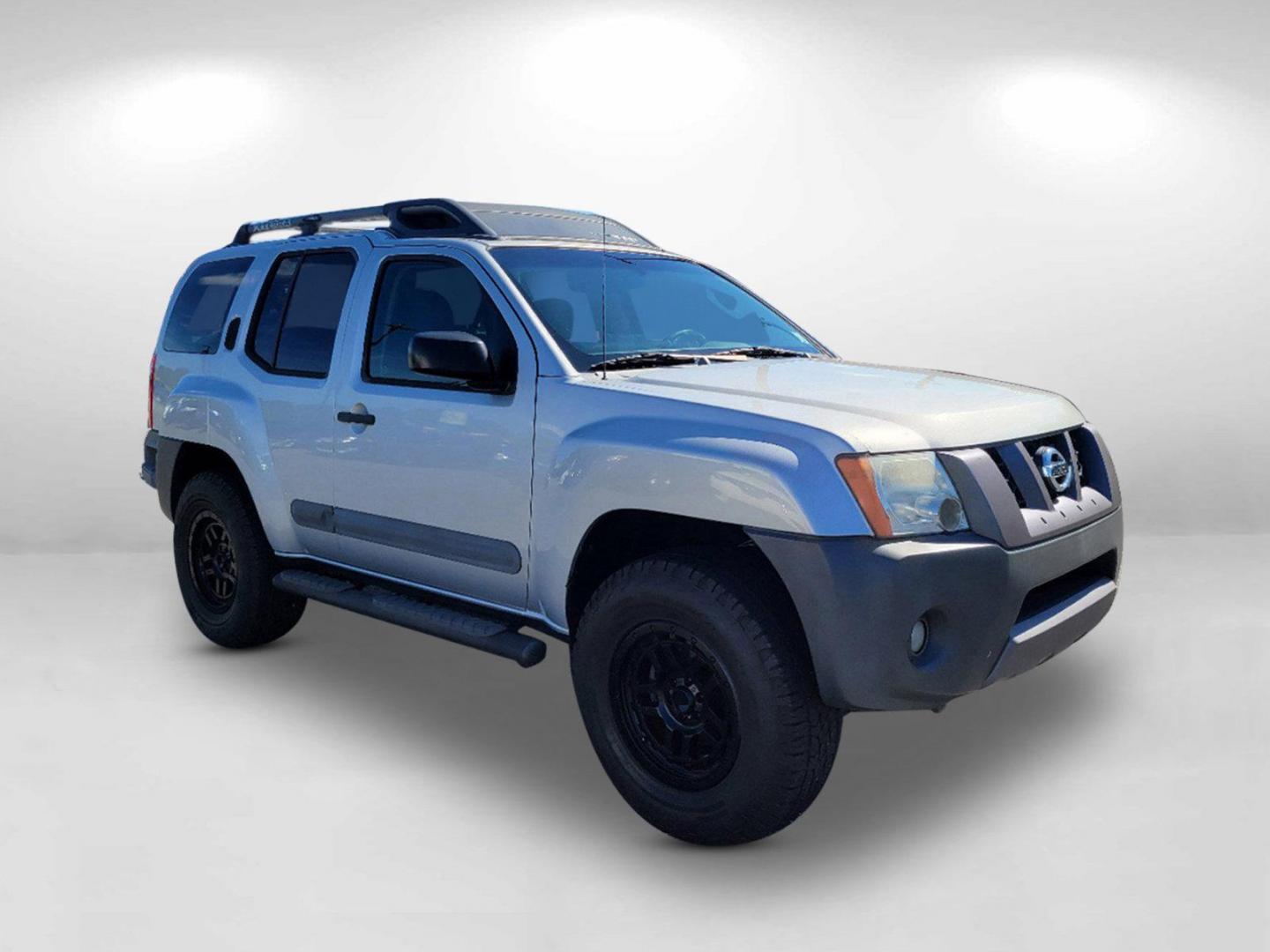 2007 Silver Nissan Xterra (5N1AN08U37C) with an Gas V6 4.0L/241 engine, located at 521 Old Farm Lane Rd, Prattville, AL, 36066, (334) 325-1505, 32.482460, -86.416367 - 2007 Nissan Xterra - Photo#2