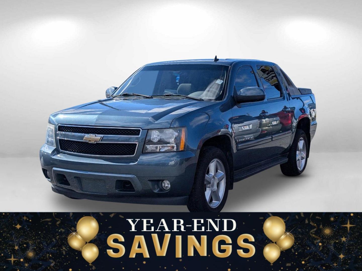 2008 /Dark Titanium/Light Titanium Chevrolet Avalanche LT w/1LT (3GNFK123X8G) with an Gas/Ethanol V8 5.3L/325 engine, 4-Speed Automatic w/OD transmission, located at 3959 U.S. 80 W, Phenix City, AL, 36870, (334) 297-4885, 32.469296, -85.135185 - 2008 Chevrolet Avalanche LT w/1LT - Photo#0