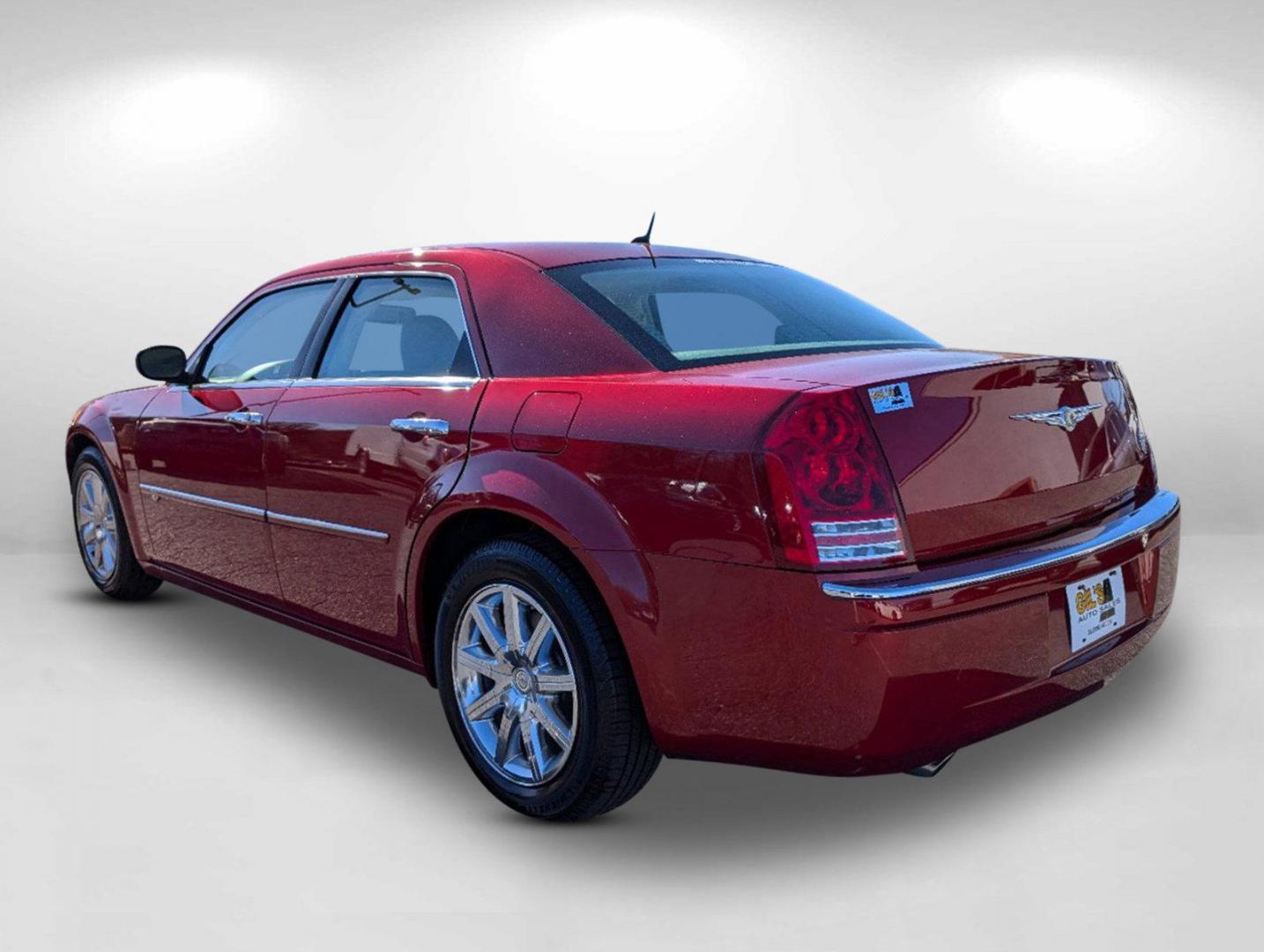 2008 /Dk Khaki/Lt Gray Chrysler 300 C Hemi (2C3KA63H98H) with an Gas V8 5.7L/345 engine, 5-Speed Automatic transmission, located at 3959 U.S. 80 W, Phenix City, AL, 36870, (334) 297-4885, 32.469296, -85.135185 - 2008 Chrysler 300 C Hemi - Photo#9