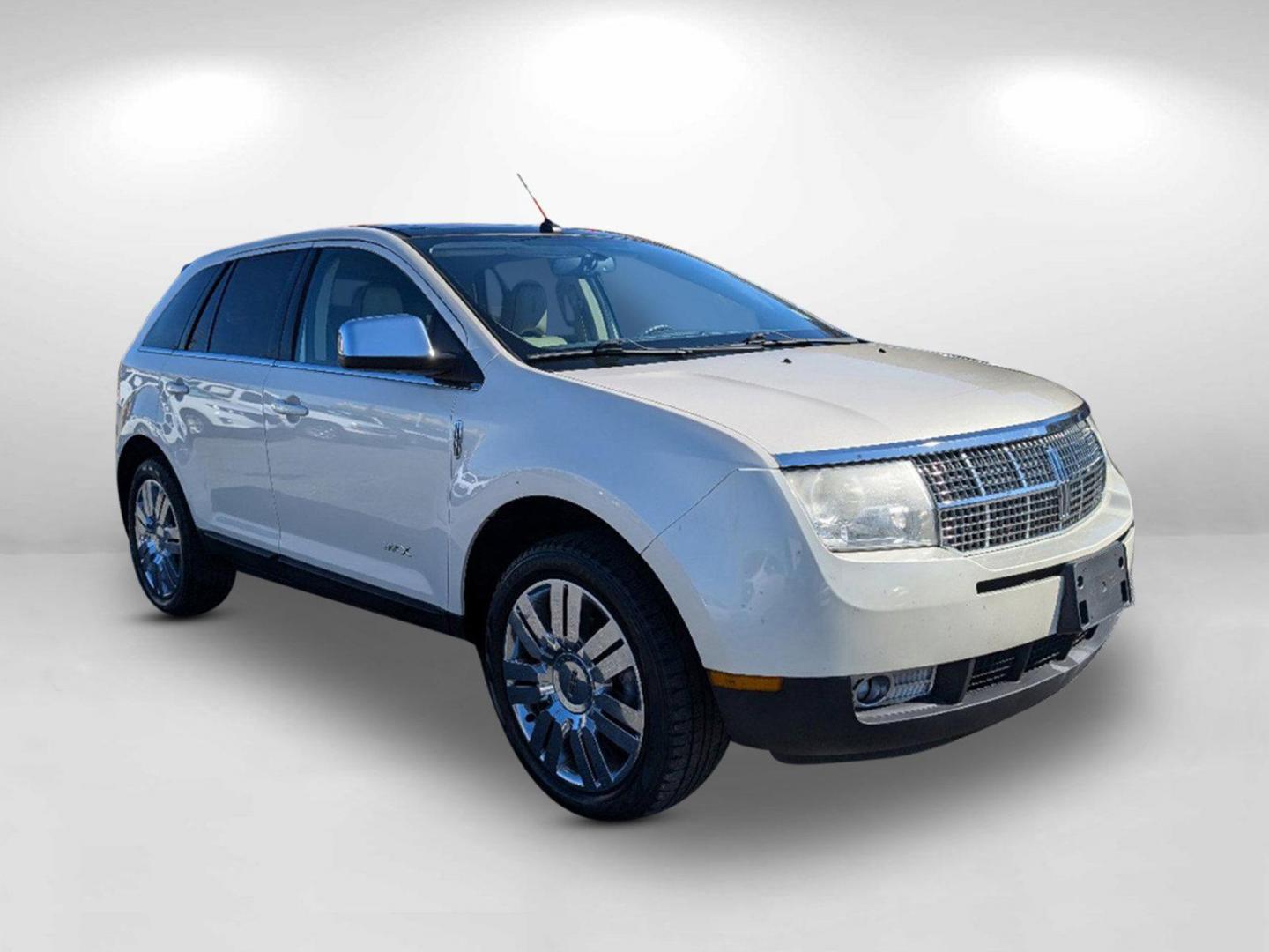 2008 Lincoln MKX (2LMDU68C38B) with an Gas V6 3.5L/213 engine, 6-Speed Automatic w/OD transmission, located at 3959 U.S. 80 W, Phenix City, AL, 36870, (334) 297-4885, 32.469296, -85.135185 - 2008 Lincoln MKX - Photo#2