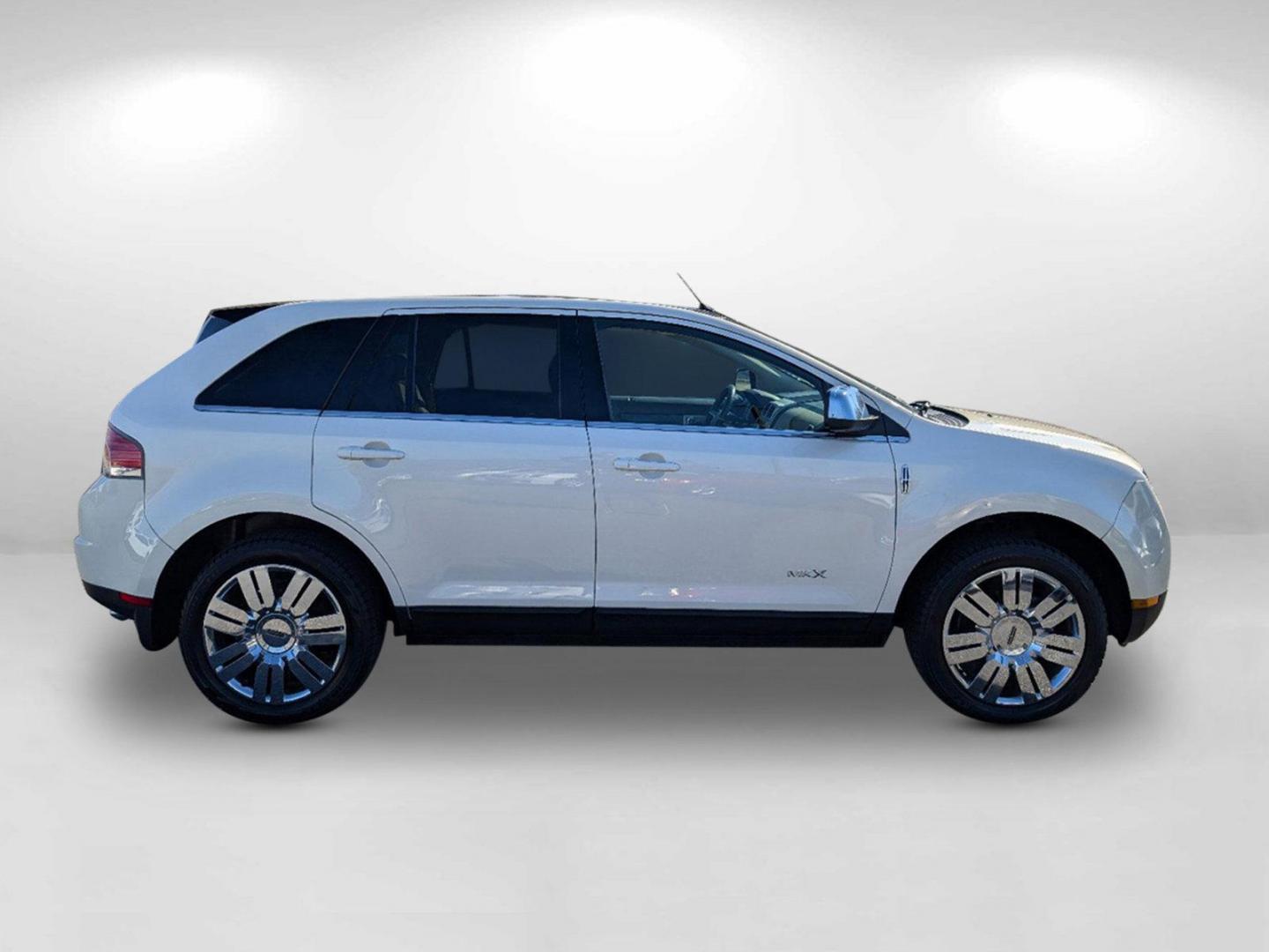 2008 Lincoln MKX (2LMDU68C38B) with an Gas V6 3.5L/213 engine, 6-Speed Automatic w/OD transmission, located at 3959 U.S. 80 W, Phenix City, AL, 36870, (334) 297-4885, 32.469296, -85.135185 - 2008 Lincoln MKX - Photo#3