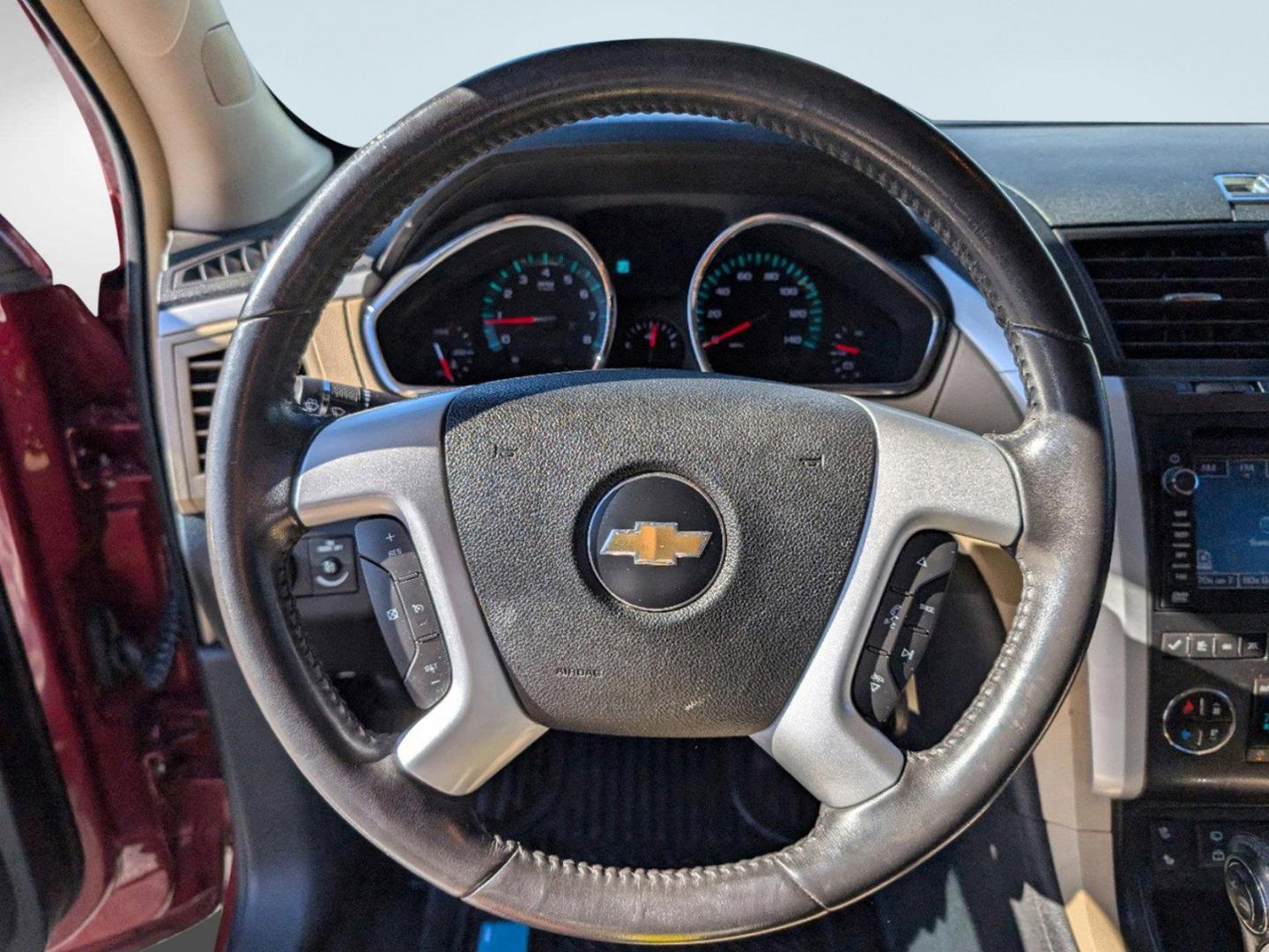 2009 /Cashmere/Ebony Chevrolet Traverse LTZ (1GNER33DX9S) with an Gas V6 3.6L/220 engine, 6-Speed Automatic transmission, located at 3959 U.S. 80 W, Phenix City, AL, 36870, (334) 297-4885, 32.469296, -85.135185 - 2009 Chevrolet Traverse LTZ - Photo#16