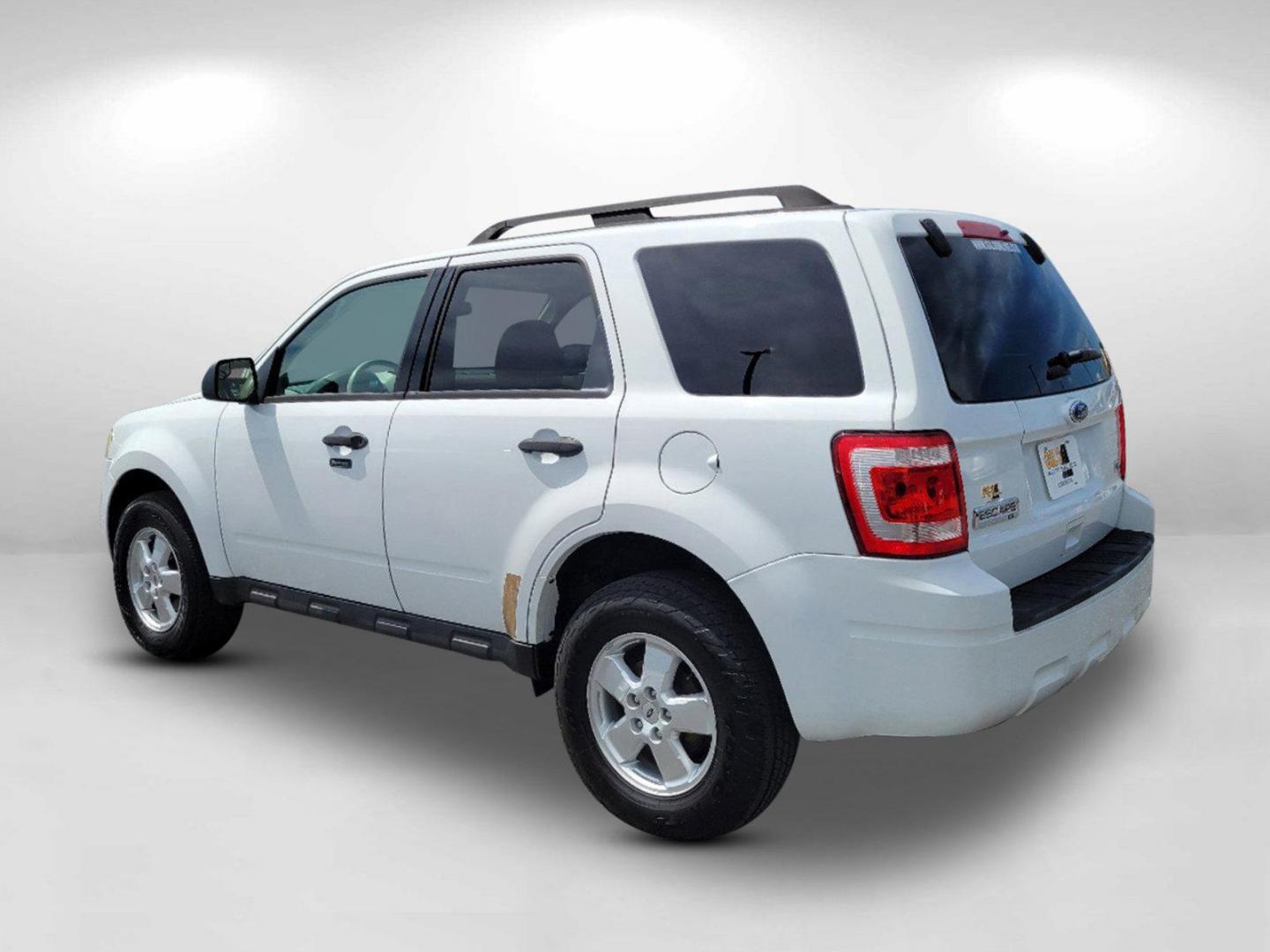 2011 White Ford Escape XLT (1FMCU9DG4BK) with an Gas/Ethanol V6 3.0L/181 engine, 6-Speed Automatic transmission, located at 5115 14th Ave., Columbus, GA, 31904, (706) 323-0345, 32.511494, -84.971046 - 2011 Ford Escape XLT - Photo#6