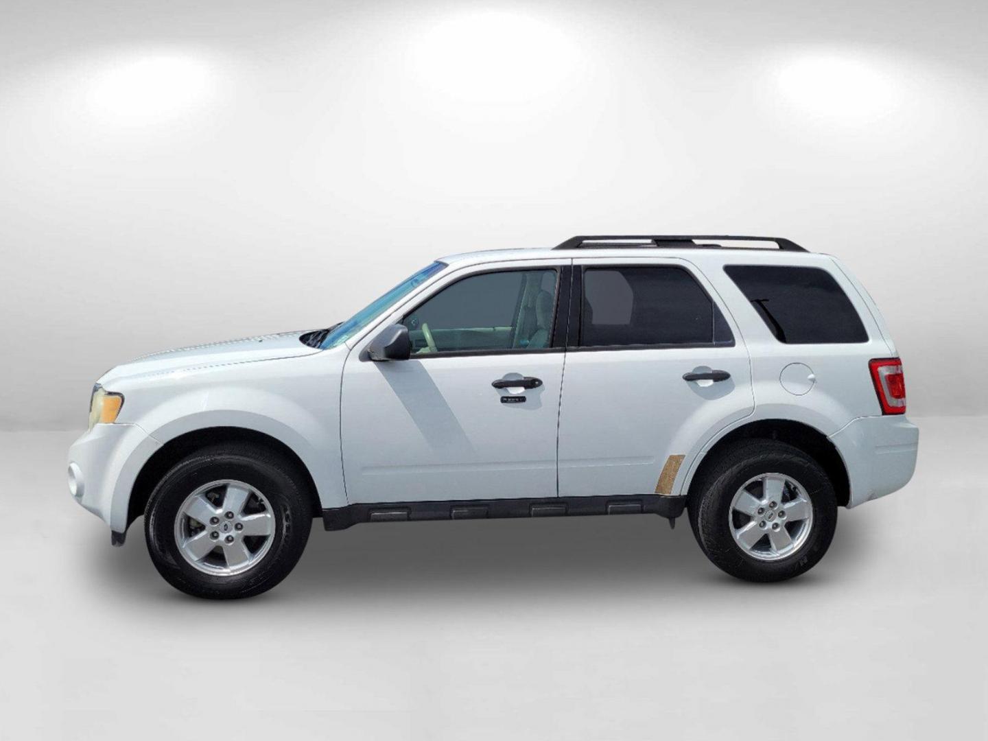 2011 White Ford Escape XLT (1FMCU9DG4BK) with an Gas/Ethanol V6 3.0L/181 engine, 6-Speed Automatic transmission, located at 5115 14th Ave., Columbus, GA, 31904, (706) 323-0345, 32.511494, -84.971046 - 2011 Ford Escape XLT - Photo#7