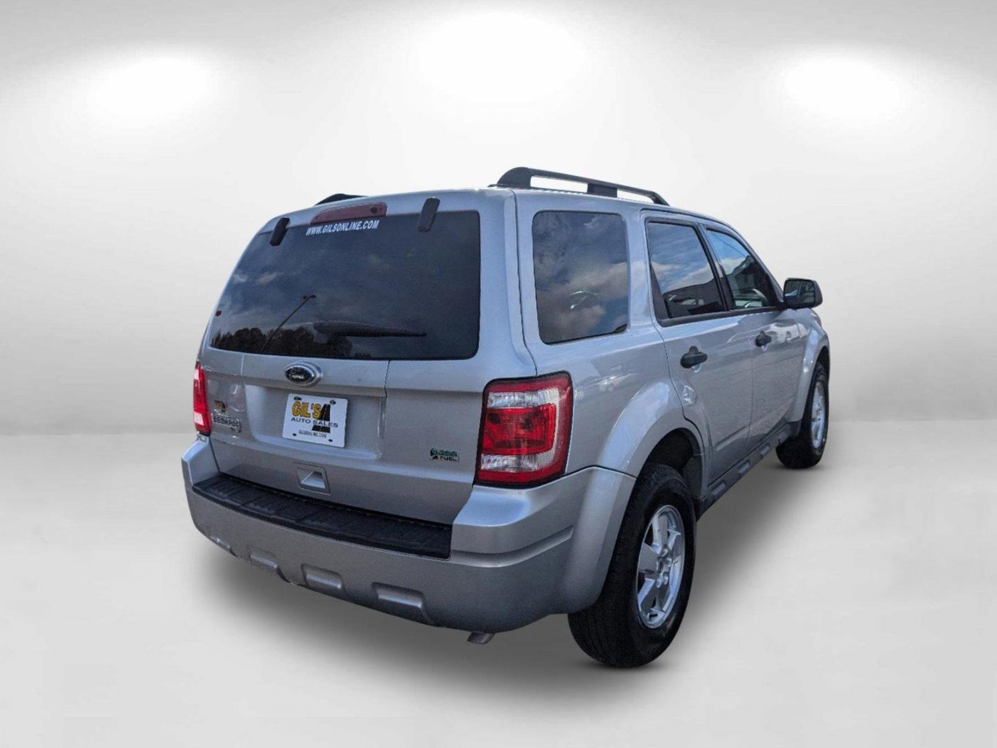 2011 Ford Escape XLT (1FMCU0DGXBK) with an Gas/Ethanol V6 3.0L/181 engine, 6-Speed Automatic transmission, located at 3959 U.S. 80 W, Phenix City, AL, 36870, (334) 297-4885, 32.469296, -85.135185 - 2011 Ford Escape XLT - Photo#4