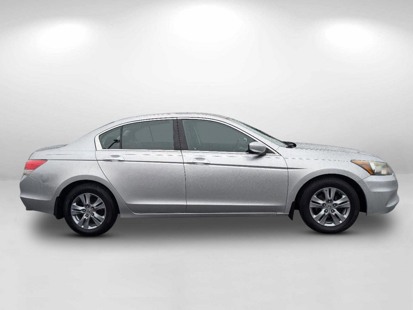 2011 Honda Accord Sdn LX-P (1HGCP2F4XBA) with an Gas I4 2.4L/144 engine, 5-Speed Automatic transmission, located at 3959 U.S. 80 W, Phenix City, AL, 36870, (334) 297-4885, 32.469296, -85.135185 - 2011 Honda Accord Sdn LX-P - Photo#5