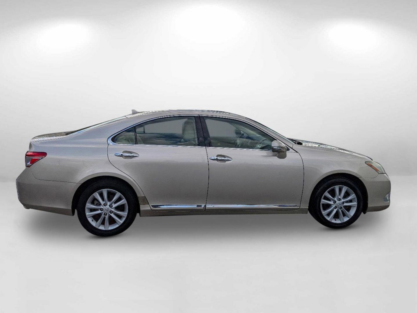 2011 Lexus ES 350 (JTHBK1EG3B2) with an Gas V6 3.5L/210 engine, 6-Speed Automatic transmission, located at 1430 Gateway Drive, Opelika, AL, 36801, (334) 239-0944, 32.637871, -85.409790 - 2011 Lexus ES 350 - Photo#3