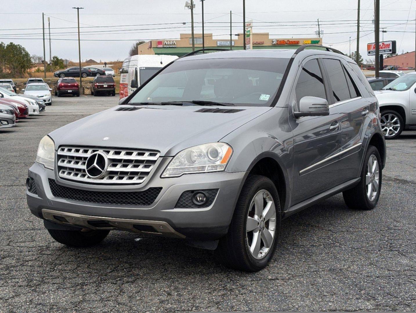 2011 Mercedes-Benz M-Class ML 350 (4JGBB5GBXBA) with an Gas V6 3.5L/213 engine, 7-Speed Automatic transmission, located at 3959 U.S. 80 W, Phenix City, AL, 36870, (334) 297-4885, 32.469296, -85.135185 - 2011 Mercedes-Benz M-Class ML 350 - Photo#0