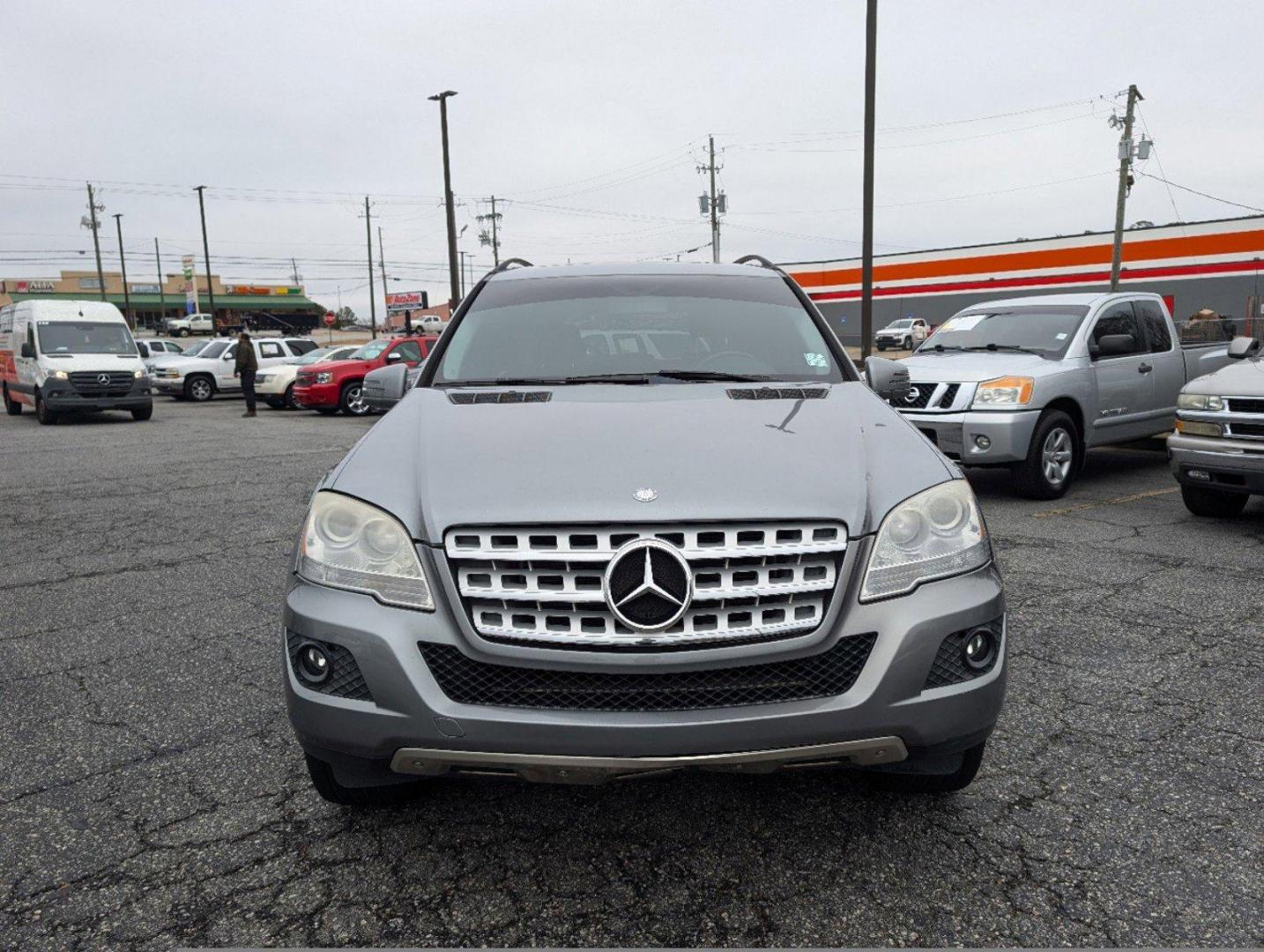 2011 Mercedes-Benz M-Class ML 350 (4JGBB5GBXBA) with an Gas V6 3.5L/213 engine, 7-Speed Automatic transmission, located at 3959 U.S. 80 W, Phenix City, AL, 36870, (334) 297-4885, 32.469296, -85.135185 - 2011 Mercedes-Benz M-Class ML 350 - Photo#1