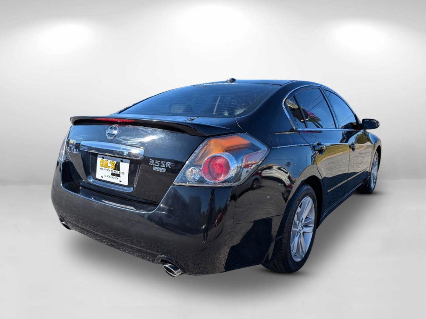 2011 /Charcoal Nissan Altima 3.5 SR (1N4BL2AP0BN) with an Gas V6 3.5L/ engine, 1-Speed Continuously Variable transmission, located at 5115 14th Ave., Columbus, GA, 31904, (706) 323-0345, 32.511494, -84.971046 - 2011 Nissan Altima 3.5 SR - Photo#4