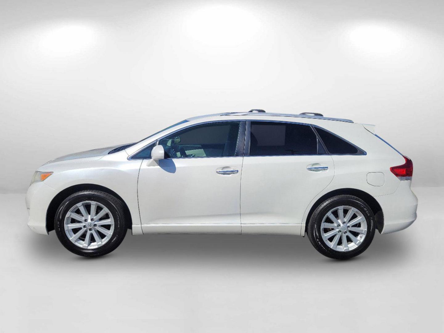 2011 White Toyota Venza (4T3ZA3BB8BU) with an Gas I4 2.7L/163 engine, 6-Speed Automatic transmission, located at 7000 Northlake Connector, Columbus, GA, 31904, (706) 987-8085, 32.524975, -84.978134 - 2011 Toyota Venza - Photo#7