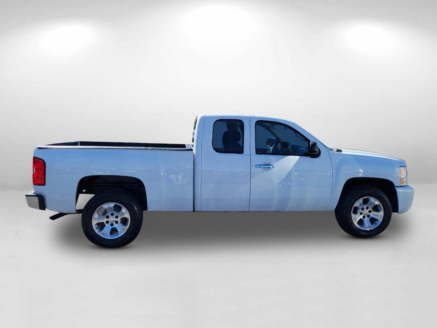 2012 Summit White /Dark Titanium Chevrolet Silverado 1500 Work Truck (1GCRCPEA6CZ) with an Gas/Ethanol V8 4.8L/293 engine, 4-Speed Automatic transmission, located at 5115 14th Ave., Columbus, GA, 31904, (706) 323-0345, 32.511494, -84.971046 - 2012 Chevrolet Silverado 1500 Work Truck - Photo#3