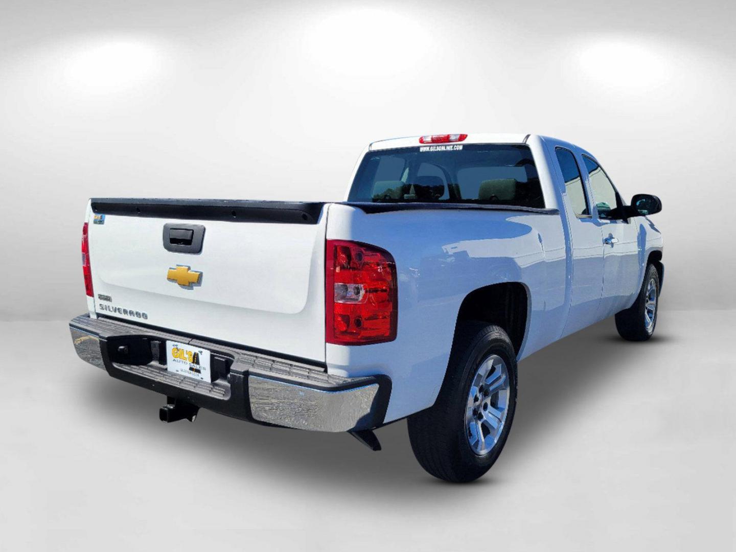 2012 Summit White /Dark Titanium Chevrolet Silverado 1500 Work Truck (1GCRCPEA6CZ) with an Gas/Ethanol V8 4.8L/293 engine, 4-Speed Automatic transmission, located at 5115 14th Ave., Columbus, GA, 31904, (706) 323-0345, 32.511494, -84.971046 - 2012 Chevrolet Silverado 1500 Work Truck - Photo#4