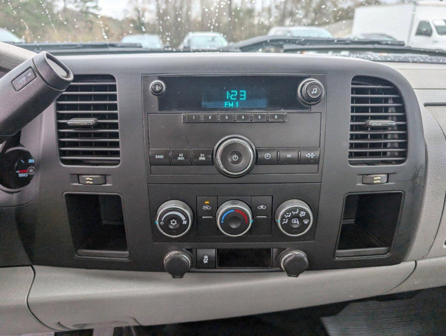 2012 /Dark Titanium Chevrolet Silverado 1500 Work Truck (1GCNKPEA2CZ) with an Gas/Ethanol V8 4.8L/293 engine, 4-Speed Automatic transmission, located at 3959 U.S. 80 W, Phenix City, AL, 36870, (334) 297-4885, 32.469296, -85.135185 - 2012 Chevrolet Silverado 1500 Work Truck - Photo#13