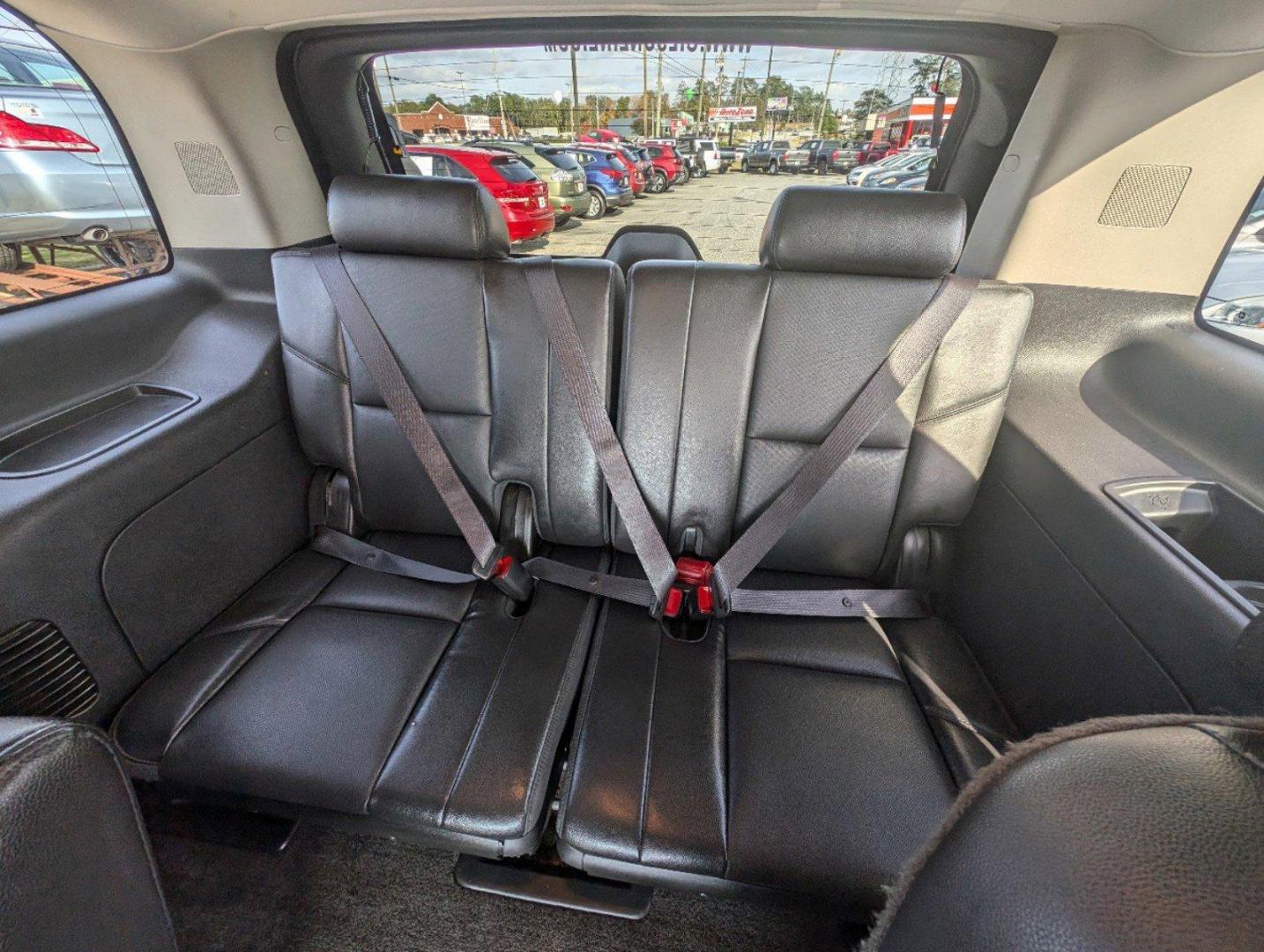 2012 /Ebony GMC Yukon SLT (1GKS1CE09CR) with an Gas/Ethanol V8 5.3L/323 engine, 6-Speed Automatic w/OD transmission, located at 5115 14th Ave., Columbus, GA, 31904, (706) 323-0345, 32.511494, -84.971046 - 2012 GMC Yukon SLT - Photo#11