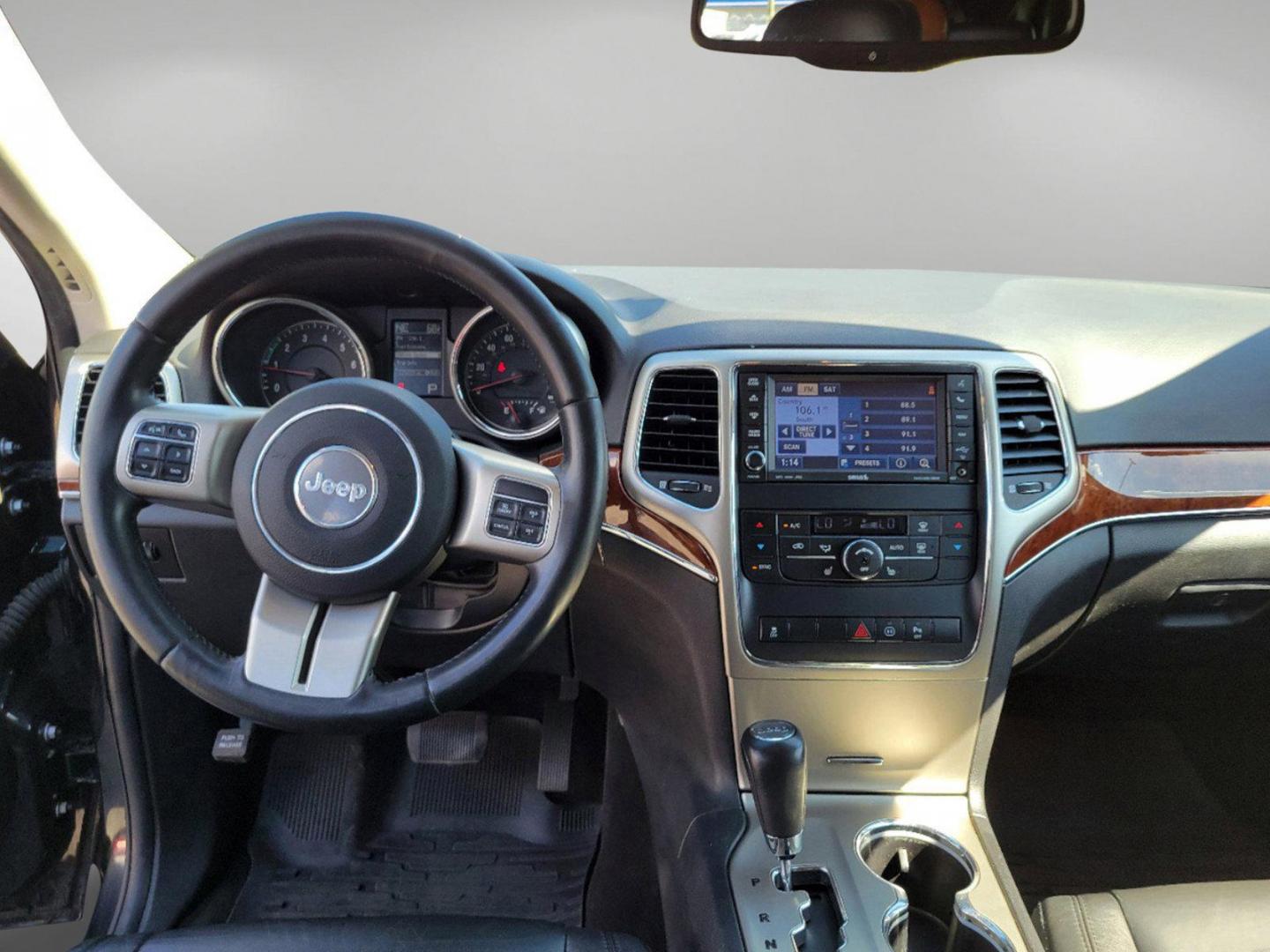 2012 Brilliant Black Crystal Pearl /Black Jeep Grand Cherokee Limited (1C4RJFBGXCC) with an Gas/Ethanol V6 3.6L/220 engine, 5-Speed Automatic transmission, located at 1430 Gateway Drive, Opelika, AL, 36801, (334) 239-0944, 32.637871, -85.409790 - 2012 Jeep Grand Cherokee Limited - Photo#11