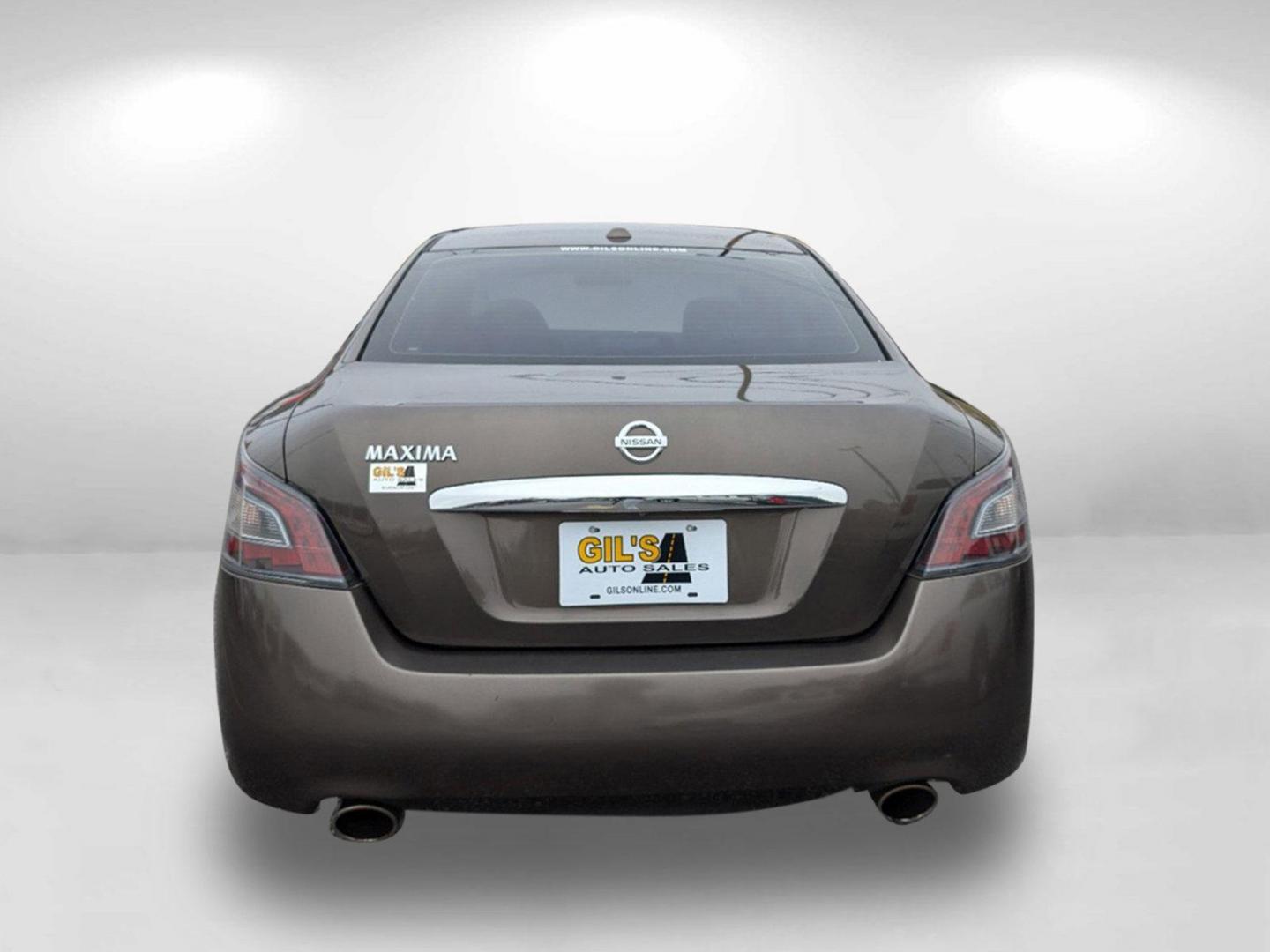 2012 /Charcoal Nissan Maxima 3.5 SV (1N4AA5AP2CC) with an Gas V6 3.5L/ engine, 1-Speed Continuously Variable transmission, located at 3959 U.S. 80 W, Phenix City, AL, 36870, (334) 297-4885, 32.469296, -85.135185 - 2012 Nissan Maxima 3.5 SV - Photo#5