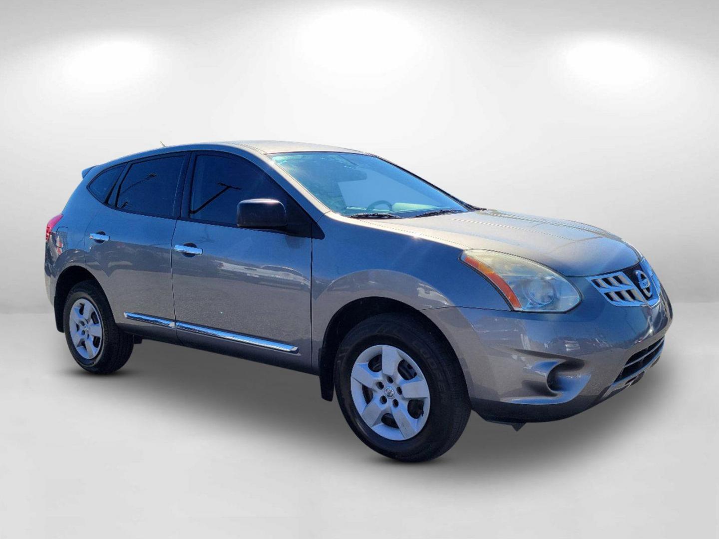 2012 Platinum Graphite /Black Nissan Rogue S (JN8AS5MTXCW) with an Gas I4 2.5L/152 engine, 1-Speed Continuously variable ratio transmission, located at 804 22nd Ave, Phenix City, AL, 36870, (334) 297-1860, 32.484749, -85.024475 - 2012 Nissan Rogue S - Photo#2