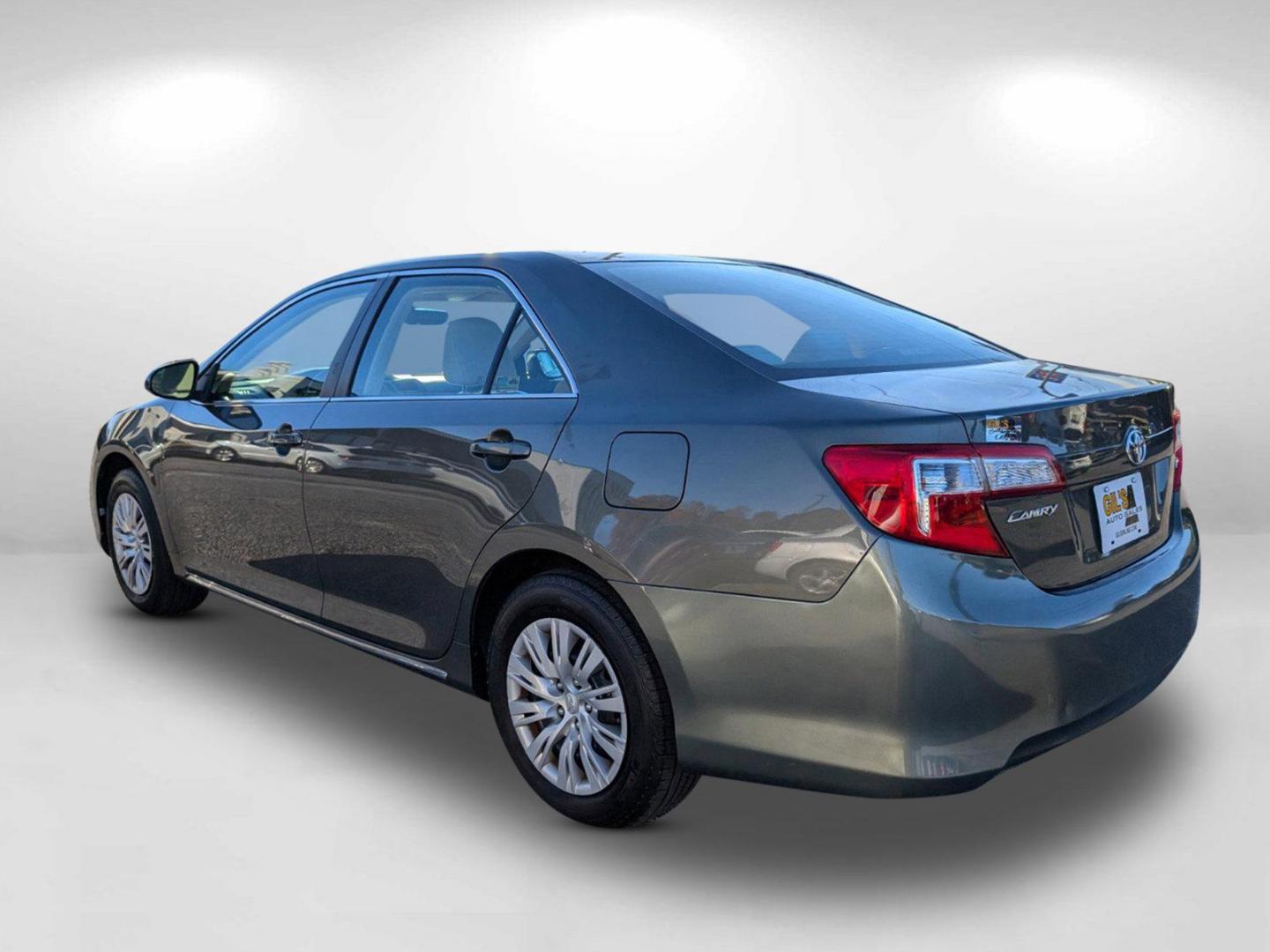 2012 Toyota Camry LE (4T1BF1FK7CU) with an Gas I4 2.5L/152 engine, 6-Speed Automatic w/Manual Shift transmission, located at 804 22nd Ave, Phenix City, AL, 36870, (334) 297-1860, 32.484749, -85.024475 - 2012 Toyota Camry LE - Photo#6