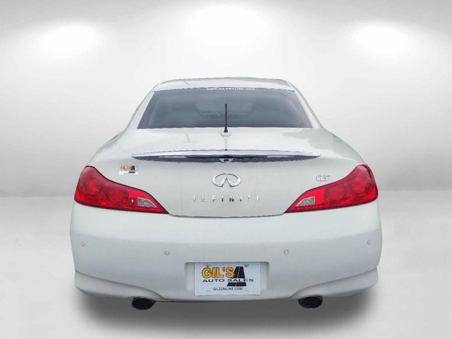 2013 Moonlight White /Wheat INFINITI G37 Convertible Base (JN1CV6FE7DM) with an Gas V6 3.7L/226 engine, 7-Speed Automatic w/OD transmission, located at 1430 Gateway Drive, Opelika, AL, 36801, (334) 239-0944, 32.637871, -85.409790 - 2013 INFINITI G37 Convertible Base - Photo#5