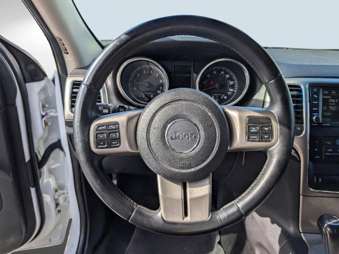 2013 /Black Jeep Grand Cherokee Laredo (1C4RJEAG9DC) with an Gas/Ethanol V6 3.6L/220 engine, 5-Speed Automatic transmission, located at 5115 14th Ave., Columbus, GA, 31904, (706) 323-0345, 32.511494, -84.971046 - 2013 Jeep Grand Cherokee Laredo - Photo#13