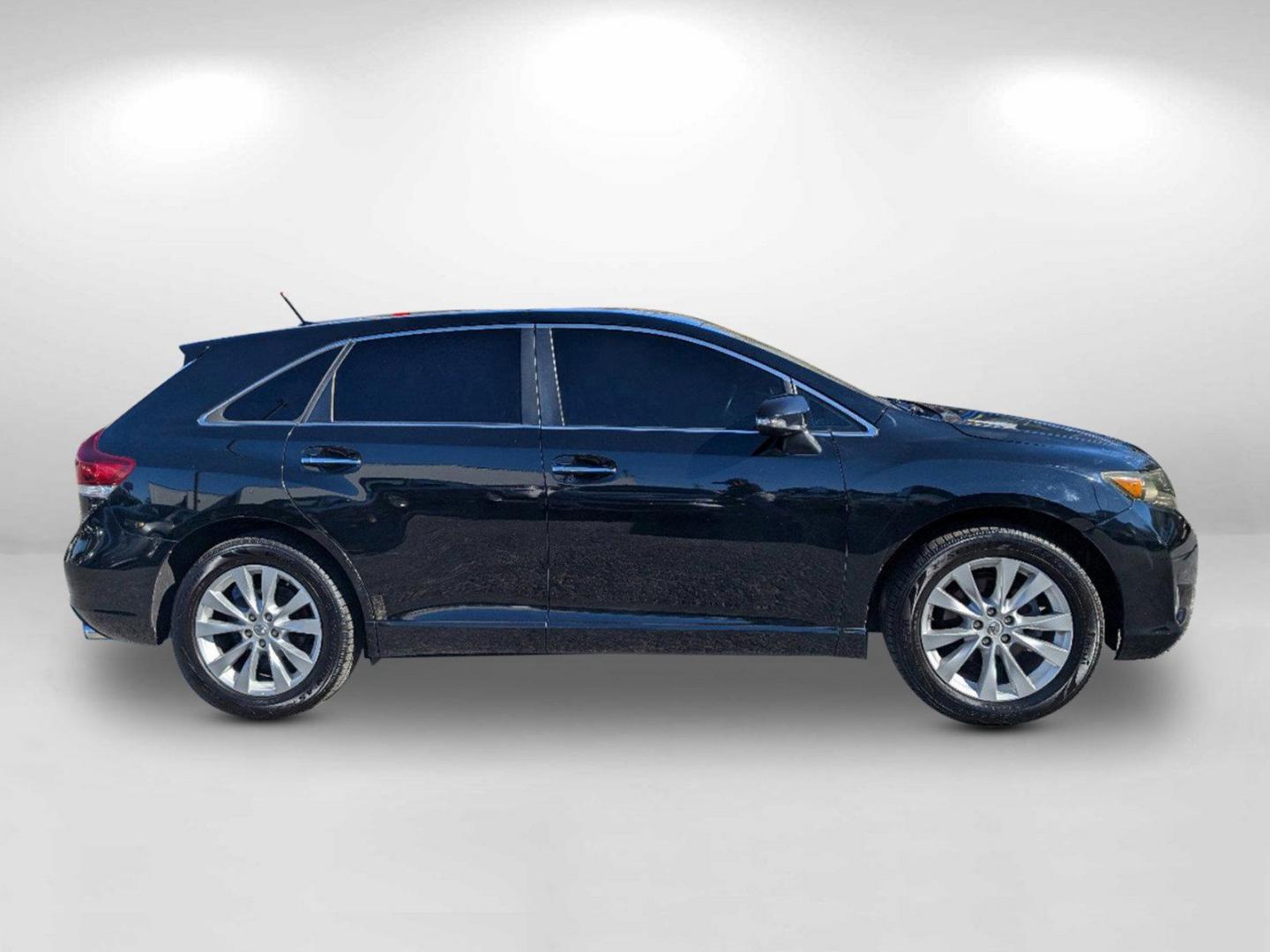 2013 Black Toyota Venza XLE (4T3ZA3BB7DU) with an Gas I4 2.7L/163 engine, 6-Speed Automatic transmission, located at 3959 U.S. 80 W, Phenix City, AL, 36870, (334) 297-4885, 32.469296, -85.135185 - 2013 Toyota Venza XLE - Photo#6