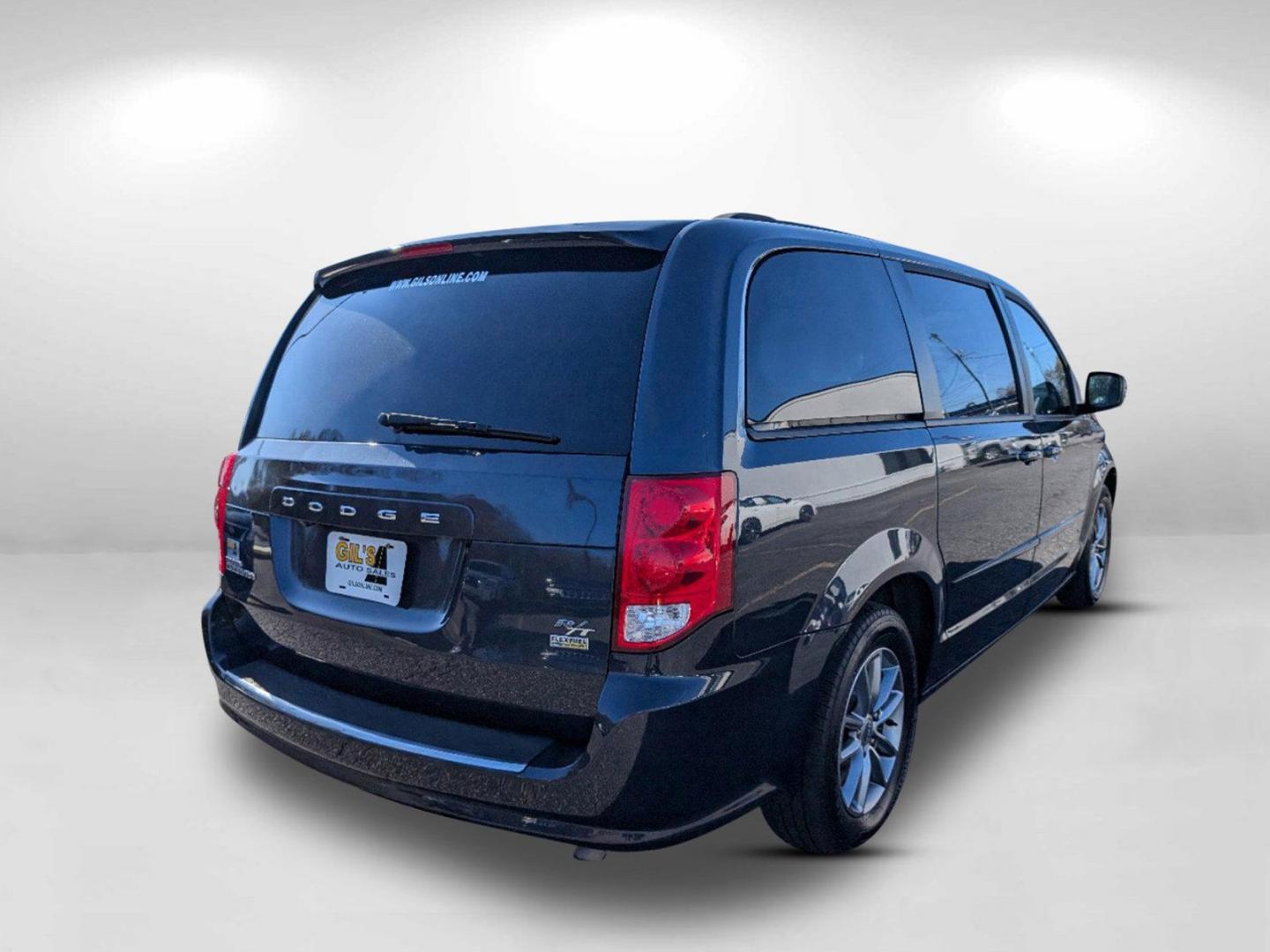 2014 /Black Dodge Grand Caravan R/T (2C4RDGEG7ER) with an Regular Unleaded V-6 3.6 L/220 engine, 6-Speed Multi-Speed Automatic w/OD transmission, located at 3959 U.S. 80 W, Phenix City, AL, 36870, (334) 297-4885, 32.469296, -85.135185 - 2014 Dodge Grand Caravan R/T - Photo#4