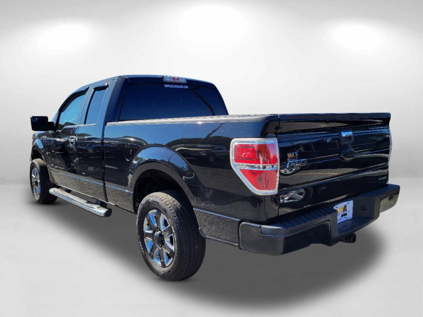 2014 Black Ford F-150 XLT (1FTEX1CM6EF) with an Regular Unleaded V-6 3.7 L/228 engine, 6-Speed Automatic w/OD transmission, located at 804 22nd Ave, Phenix City, AL, 36870, (334) 297-1860, 32.484749, -85.024475 - 2014 Ford F-150 XLT - Photo#6