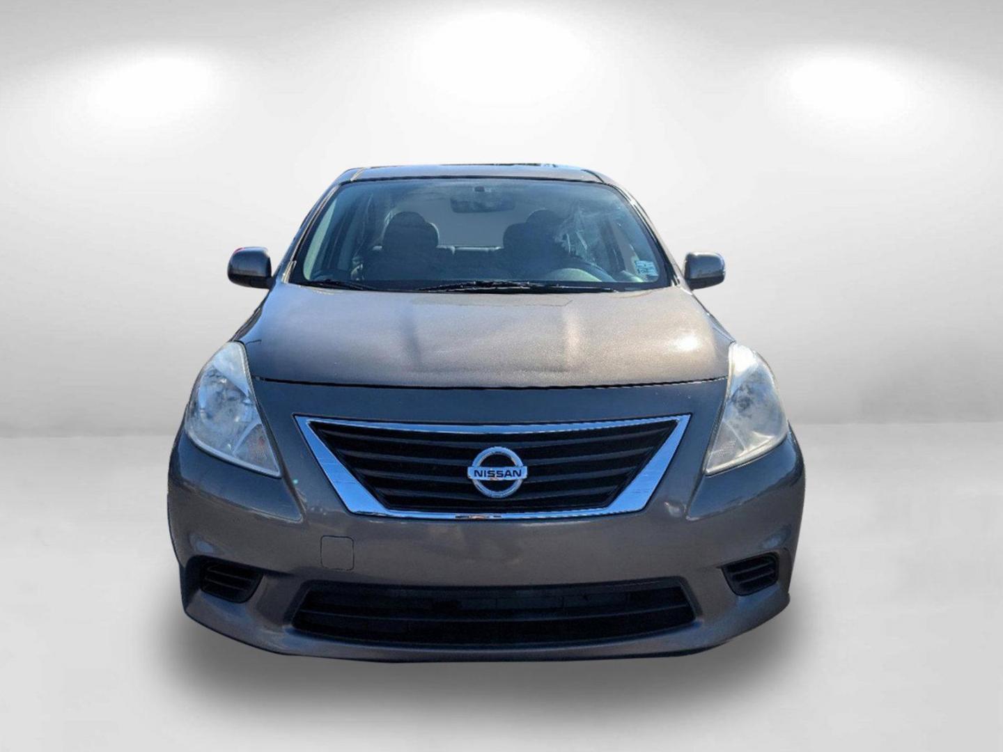 2014 /Charcoal Nissan Versa SV (3N1CN7AP9EL) with an Regular Unleaded I-4 1.6 L/98 engine, 1-Speed CVT w/OD transmission, located at 3959 U.S. 80 W, Phenix City, AL, 36870, (334) 297-4885, 32.469296, -85.135185 - 2014 Nissan Versa SV - Photo#1