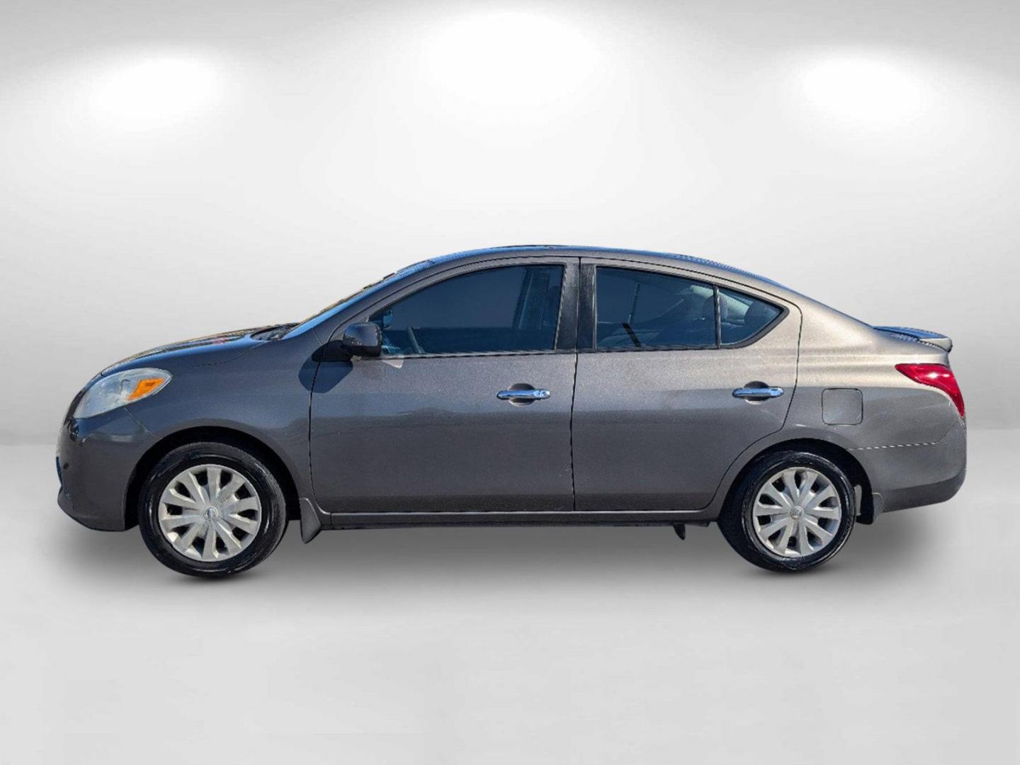 2014 /Charcoal Nissan Versa SV (3N1CN7AP9EL) with an Regular Unleaded I-4 1.6 L/98 engine, 1-Speed CVT w/OD transmission, located at 3959 U.S. 80 W, Phenix City, AL, 36870, (334) 297-4885, 32.469296, -85.135185 - 2014 Nissan Versa SV - Photo#7