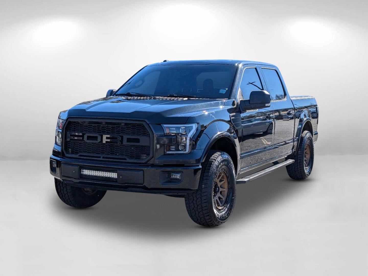 2015 Ford F-150 XLT (1FTEW1CF6FK) with an Regular Unleaded V-8 5.0 L/302 engine, 6-Speed Automatic w/OD transmission, located at 3959 U.S. 80 W, Phenix City, AL, 36870, (334) 297-4885, 32.469296, -85.135185 - 2015 Ford F-150 XLT - Photo#2