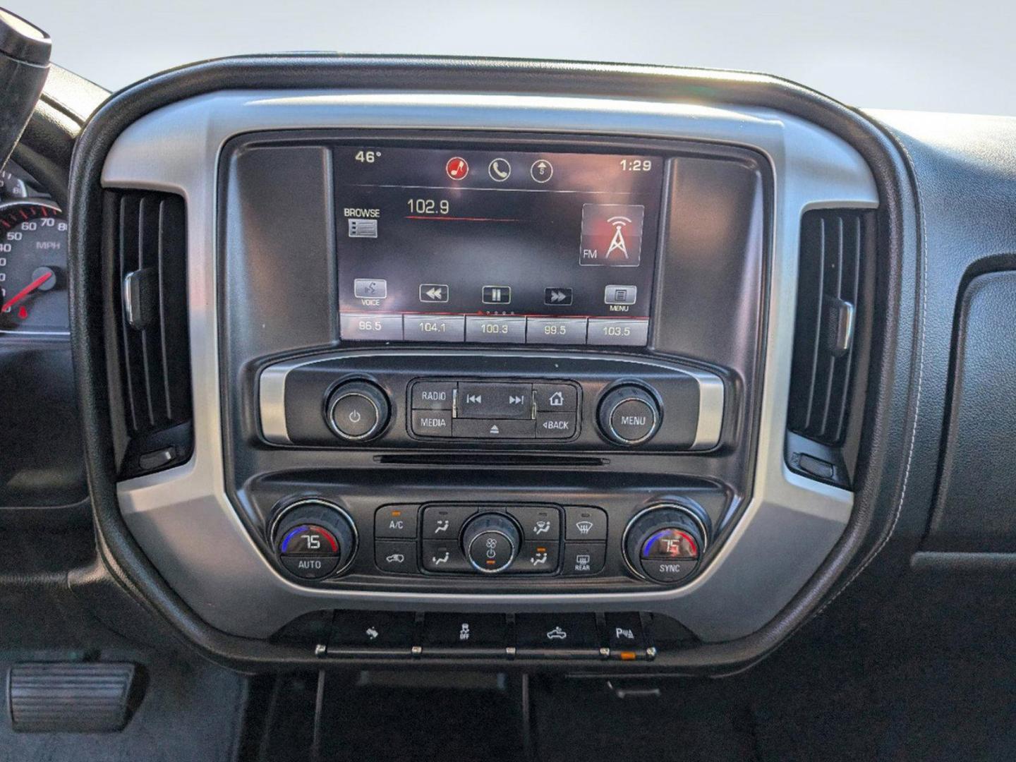 2015 /Jet Black GMC Sierra 1500 SLE (3GTP1UEC9FG) with an Gas V8 5.3L/325 engine, 6-Speed Automatic transmission, located at 3959 U.S. 80 W, Phenix City, AL, 36870, (334) 297-4885, 32.469296, -85.135185 - 2015 GMC Sierra 1500 SLE - Photo#15