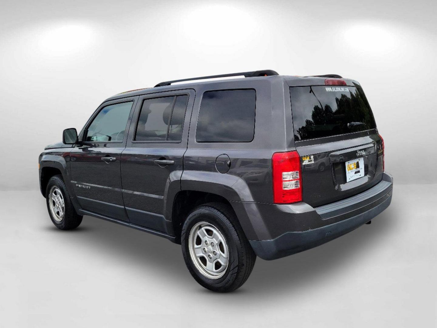 2015 Granite Crystal Metallic Clearcoat /Dark Slate Gray Jeep Patriot Sport (1C4NJPBAXFD) with an Regular Unleaded I-4 2.0 L/122 engine, 1-Speed CVT w/OD transmission, located at 1430 Gateway Drive, Opelika, AL, 36801, (334) 239-0944, 32.637871, -85.409790 - 2015 Jeep Patriot Sport - Photo#6