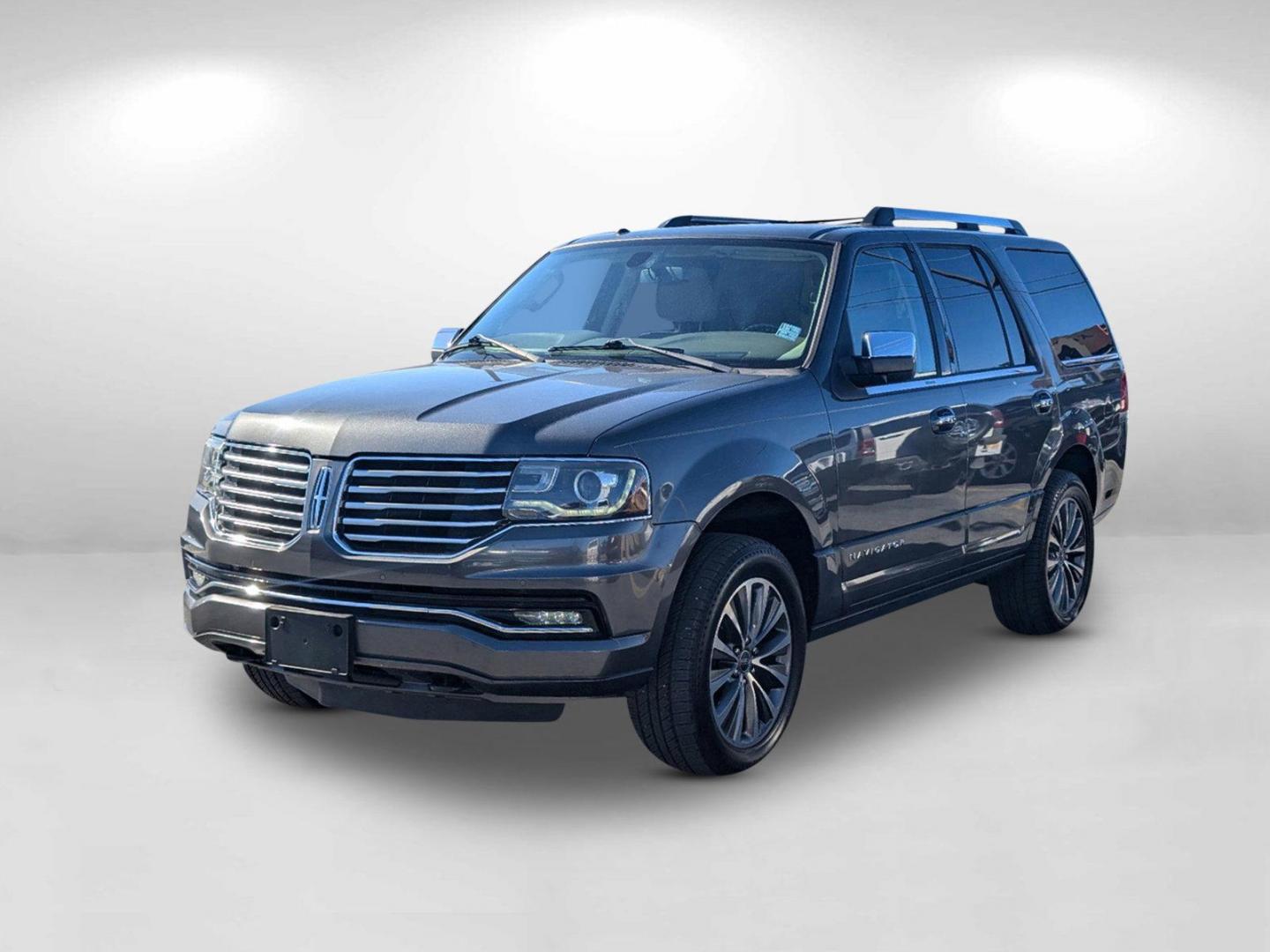 2015 Lincoln Navigator (5LMJJ2HT1FE) with an Twin Turbo Premium Unleaded V-6 3.5 L/213 engine, 6-Speed Automatic w/OD transmission, located at 3959 U.S. 80 W, Phenix City, AL, 36870, (334) 297-4885, 32.469296, -85.135185 - 2015 Lincoln Navigator - Photo#3