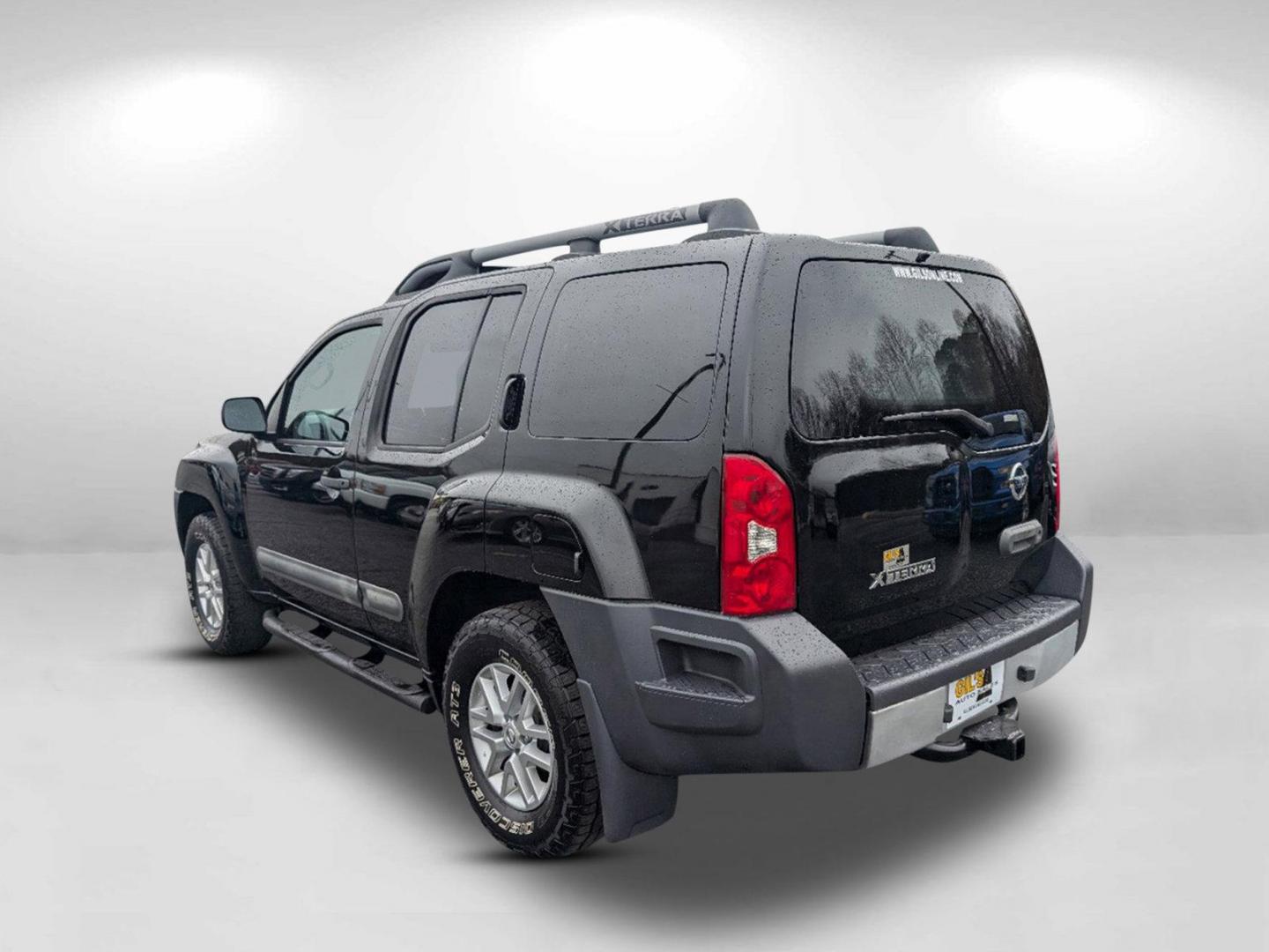 2015 /Gray Nissan Xterra S (5N1AN0NU6FN) with an Regular Unleaded V-6 4.0 L/241 engine, 5-Speed Automatic w/OD transmission, located at 3959 U.S. 80 W, Phenix City, AL, 36870, (334) 297-4885, 32.469296, -85.135185 - 2015 Nissan Xterra S - Photo#6