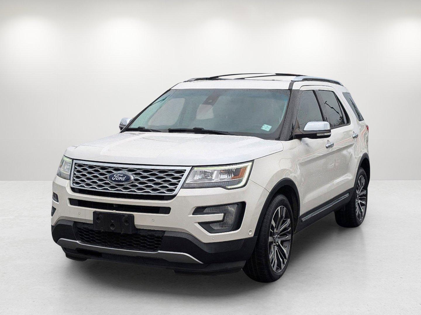 2016 Ford Explorer Platinum (1FM5K8HTXGG) with an Twin Turbo Premium Unleaded V-6 3.5 L/213 engine, 6-Speed Automatic w/OD transmission, located at 3959 U.S. 80 W, Phenix City, AL, 36870, (334) 297-4885, 32.469296, -85.135185 - 2016 Ford Explorer Platinum - Photo#0