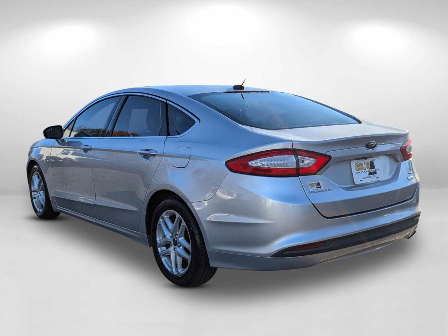 2016 Ford Fusion SE (3FA6P0HDXGR) with an Intercooled Turbo Regular Unleaded I-4 1.5 L/91 engine, 6-Speed Automatic w/OD transmission, located at 521 Old Farm Lane Rd, Prattville, AL, 36066, (334) 325-1505, 32.482460, -86.416367 - 2016 Ford Fusion SE - Photo#6