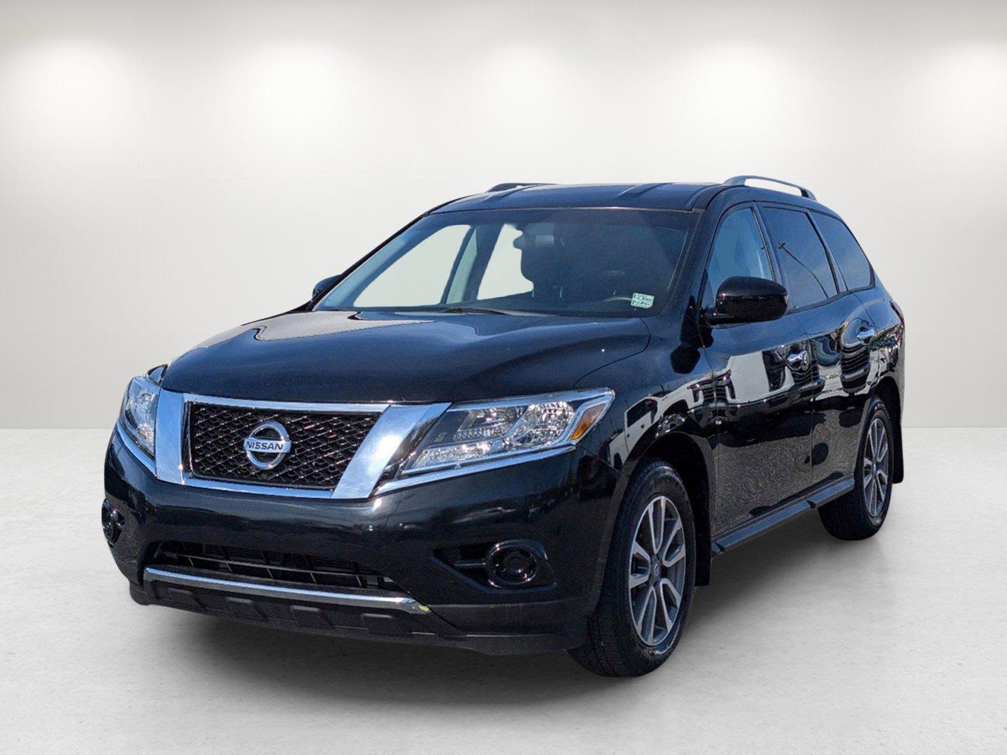 2016 /Charcoal Nissan Pathfinder S (5N1AR2MM1GC) with an Regular Unleaded V-6 3.5 L/213 engine, 1-Speed CVT w/OD transmission, located at 5115 14th Ave., Columbus, GA, 31904, (706) 323-0345, 32.511494, -84.971046 - 2016 Nissan Pathfinder S - Photo#0