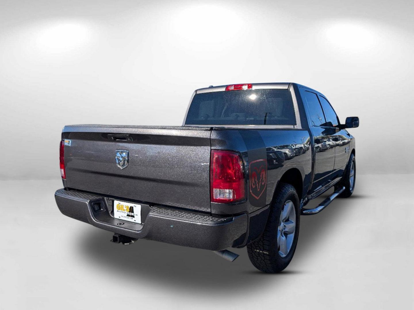 2016 /Diesel Gray/Black Ram 1500 Express (1C6RR6KG1GS) with an Regular Unleaded V-6 3.6 L/220 engine, 8-Speed Automatic w/OD transmission, located at 3959 U.S. 80 W, Phenix City, AL, 36870, (334) 297-4885, 32.469296, -85.135185 - 2016 Ram 1500 Express - Photo#6