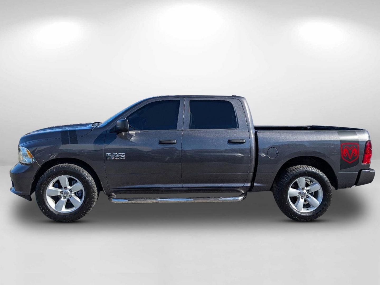 2016 /Diesel Gray/Black Ram 1500 Express (1C6RR6KG1GS) with an Regular Unleaded V-6 3.6 L/220 engine, 8-Speed Automatic w/OD transmission, located at 3959 U.S. 80 W, Phenix City, AL, 36870, (334) 297-4885, 32.469296, -85.135185 - 2016 Ram 1500 Express - Photo#9