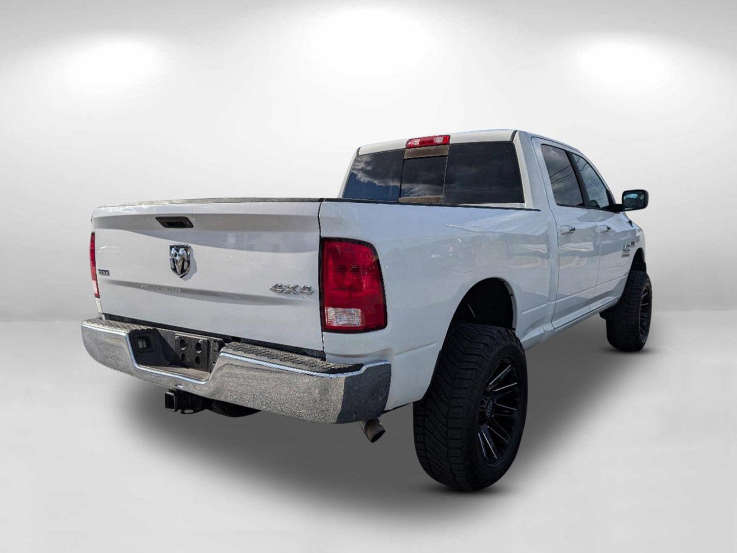 2016 /Diesel Gray/Black Ram 2500 SLT (3C6TR5DT5GG) with an Regular Unleaded V-8 5.7 L/345 engine, 6-Speed Automatic w/OD transmission, located at 5115 14th Ave., Columbus, GA, 31904, (706) 323-0345, 32.511494, -84.971046 - 2016 Ram 2500 SLT - Photo#4