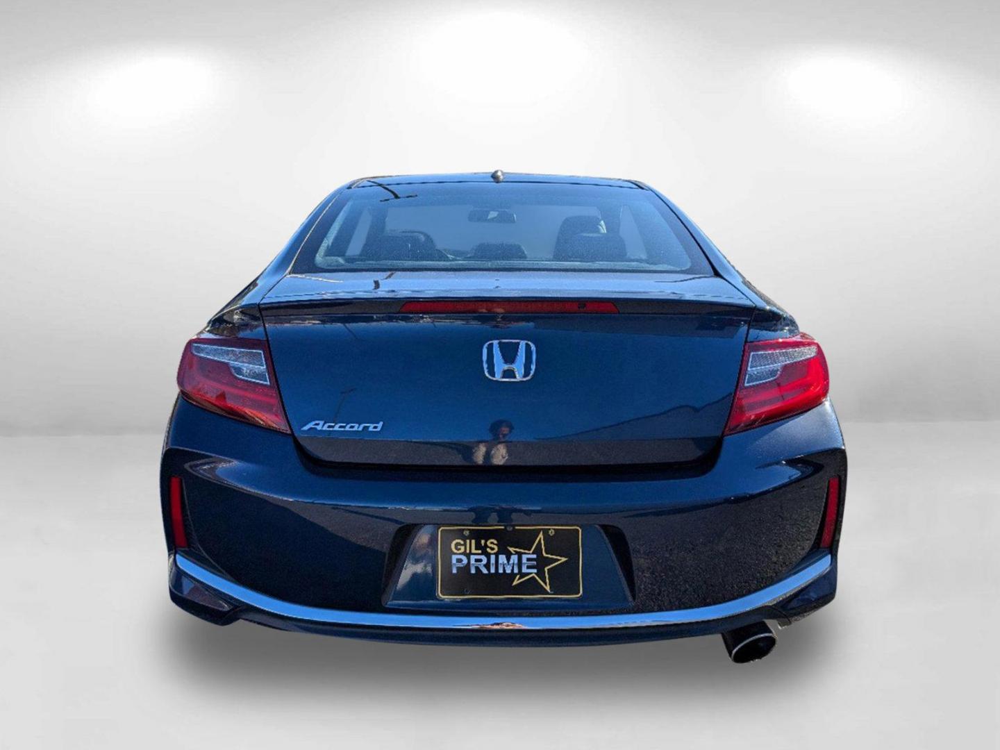 2017 Honda Accord Coupe EX-L (1HGCT1B80HA) with an Regular Unleaded I-4 2.4 L/144 engine, 1-Speed CVT w/OD transmission, located at 804 22nd Ave, Phenix City, AL, 36870, (334) 297-1860, 32.484749, -85.024475 - 2017 Honda Accord Coupe EX-L - Photo#5