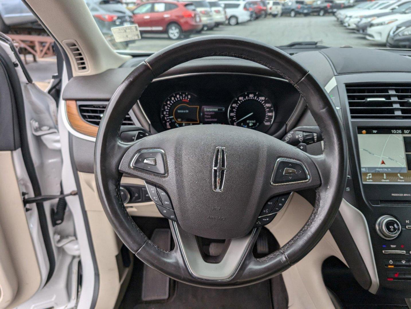 2017 Lincoln MKC Select (5LMCJ2C93HU) with an Intercooled Turbo Premium Unleaded I-4 2.0 L/122 engine, 6-Speed Automatic w/OD transmission, located at 3959 U.S. 80 W, Phenix City, AL, 36870, (334) 297-4885, 32.469296, -85.135185 - 2017 Lincoln MKC Select - Photo#15