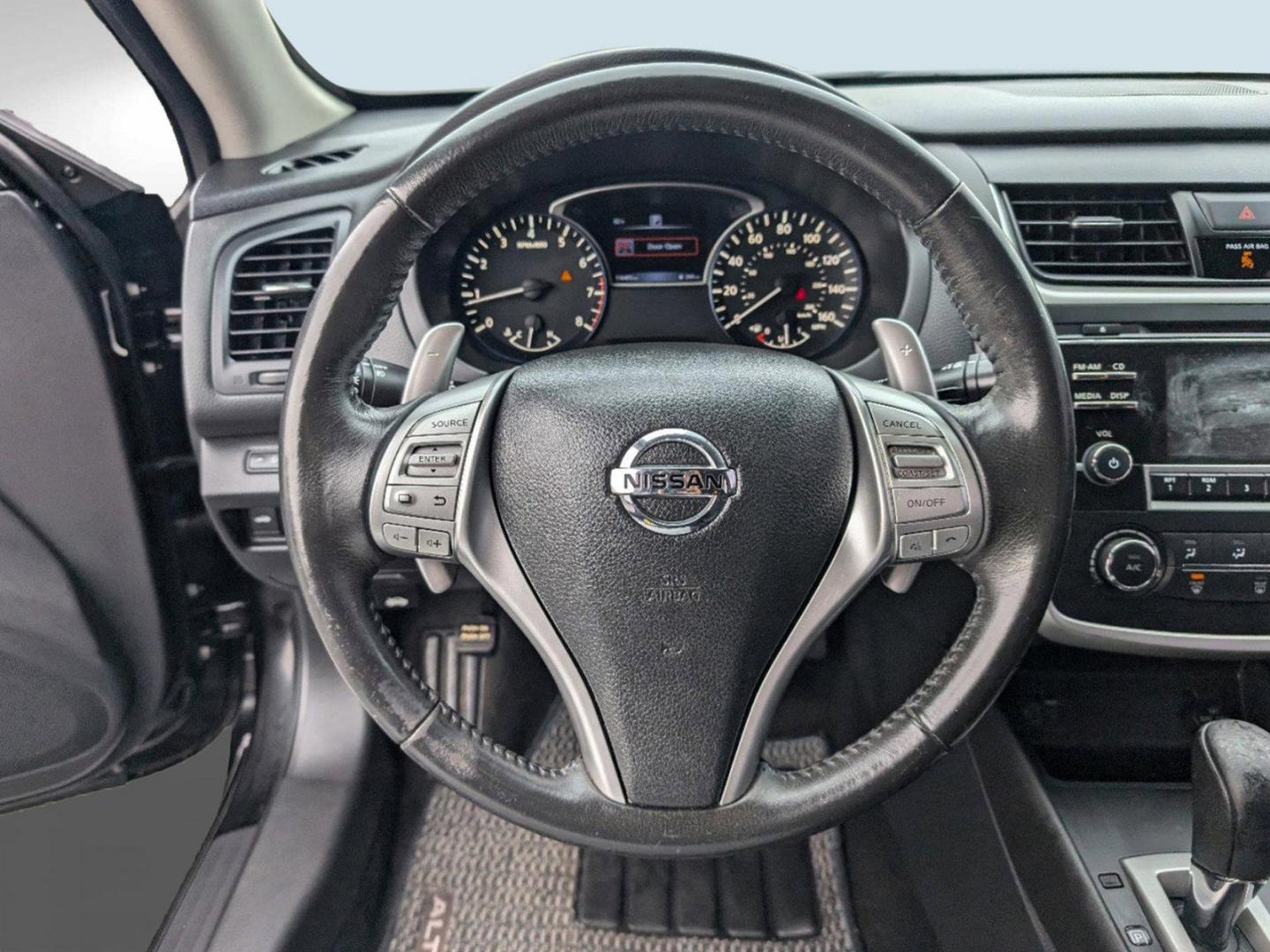 2017 /Sport Interior Nissan Altima 2.5 SR (1N4AL3AP6HC) with an Regular Unleaded I-4 2.5 L/152 engine, 1-Speed CVT w/OD transmission, located at 3959 U.S. 80 W, Phenix City, AL, 36870, (334) 297-4885, 32.469296, -85.135185 - 2017 Nissan Altima 2.5 SR - Photo#15