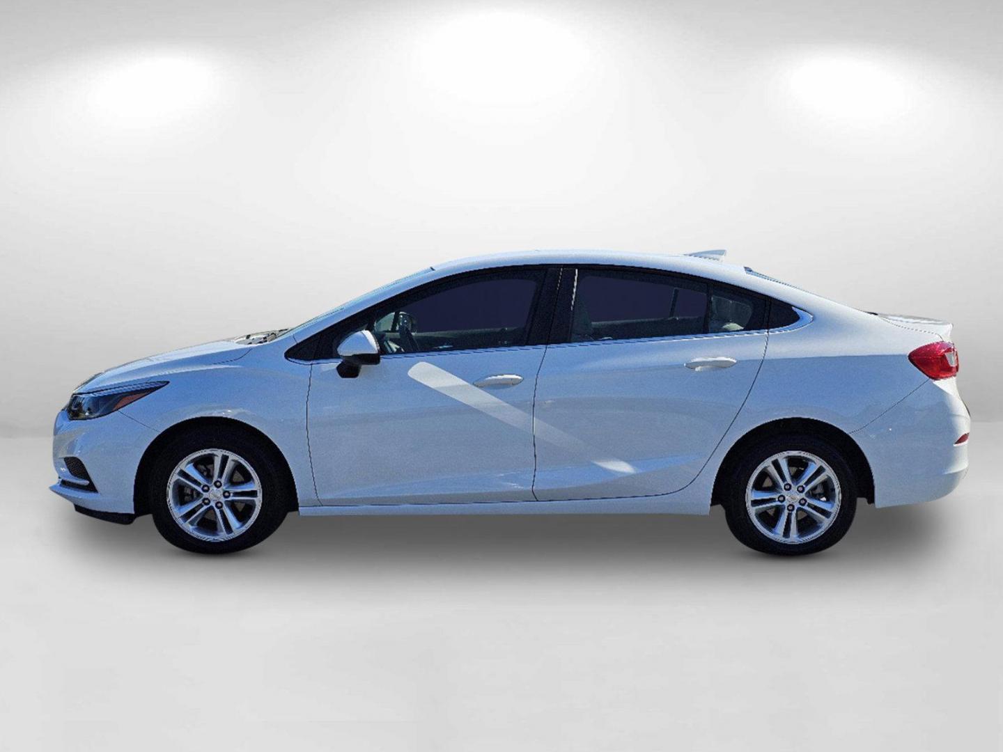 2018 Summit White /Dark Atmosphere/Medium Atmosphere Chevrolet Cruze LT (1G1BE5SM4J7) with an Turbocharged Gas I4 1.4L/ engine, 6-Speed Automatic transmission, located at 7000 Northlake Connector, Columbus, GA, 31904, (706) 987-8085, 32.524975, -84.978134 - 2018 Chevrolet Cruze LT - Photo#7