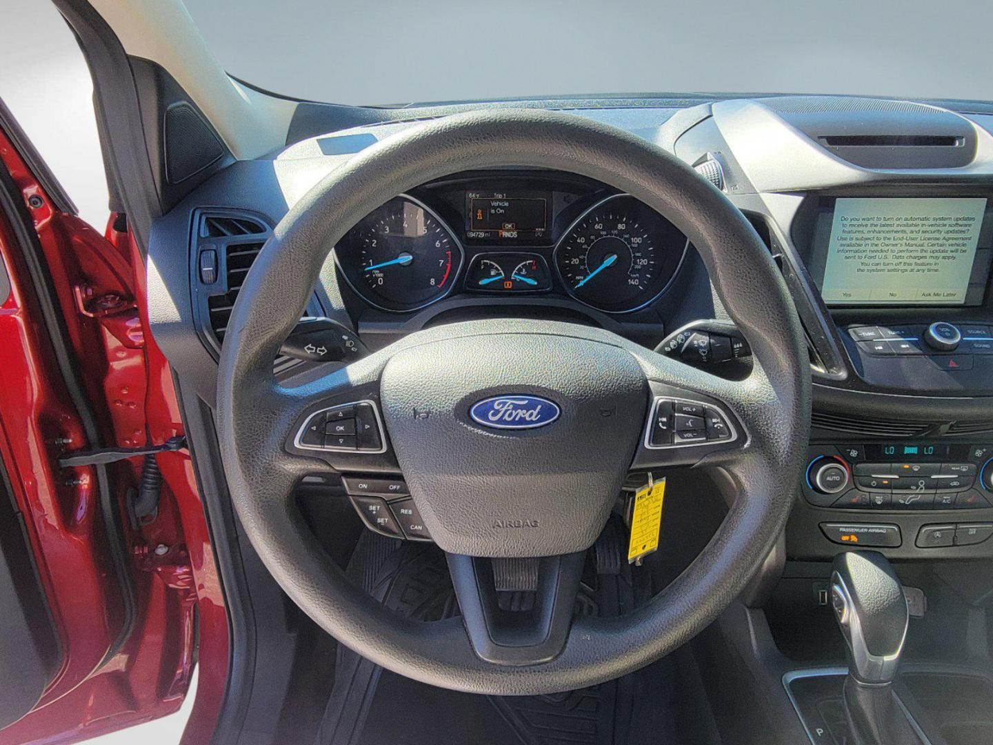 2018 Red Ford Escape SE (1FMCU9GD1JU) with an Intercooled Turbo Regular Unleaded I-4 1.5 L/91 engine, 6-Speed Automatic w/OD transmission, located at 7000 Northlake Connector, Columbus, GA, 31904, (706) 987-8085, 32.524975, -84.978134 - 2018 Ford Escape SE - Photo#13